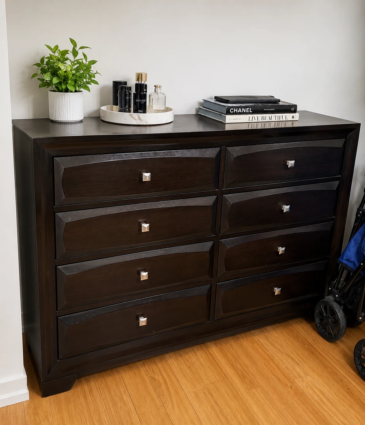 8 Drawer Dresser