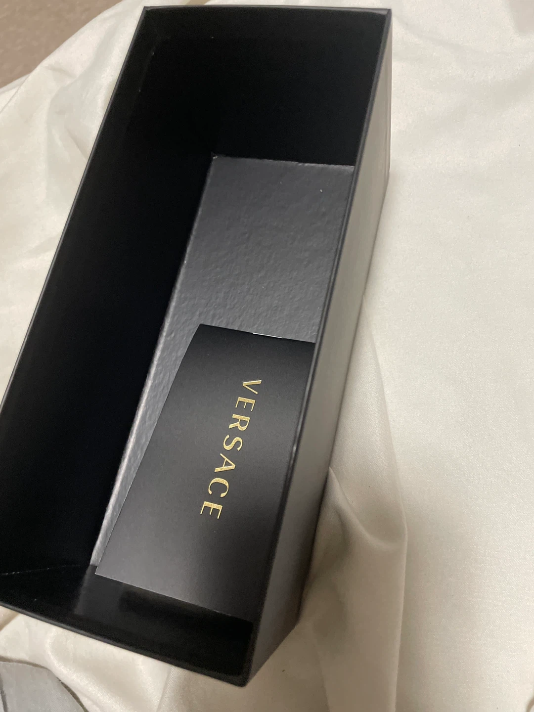 Versace Black Gift Box - photo 3