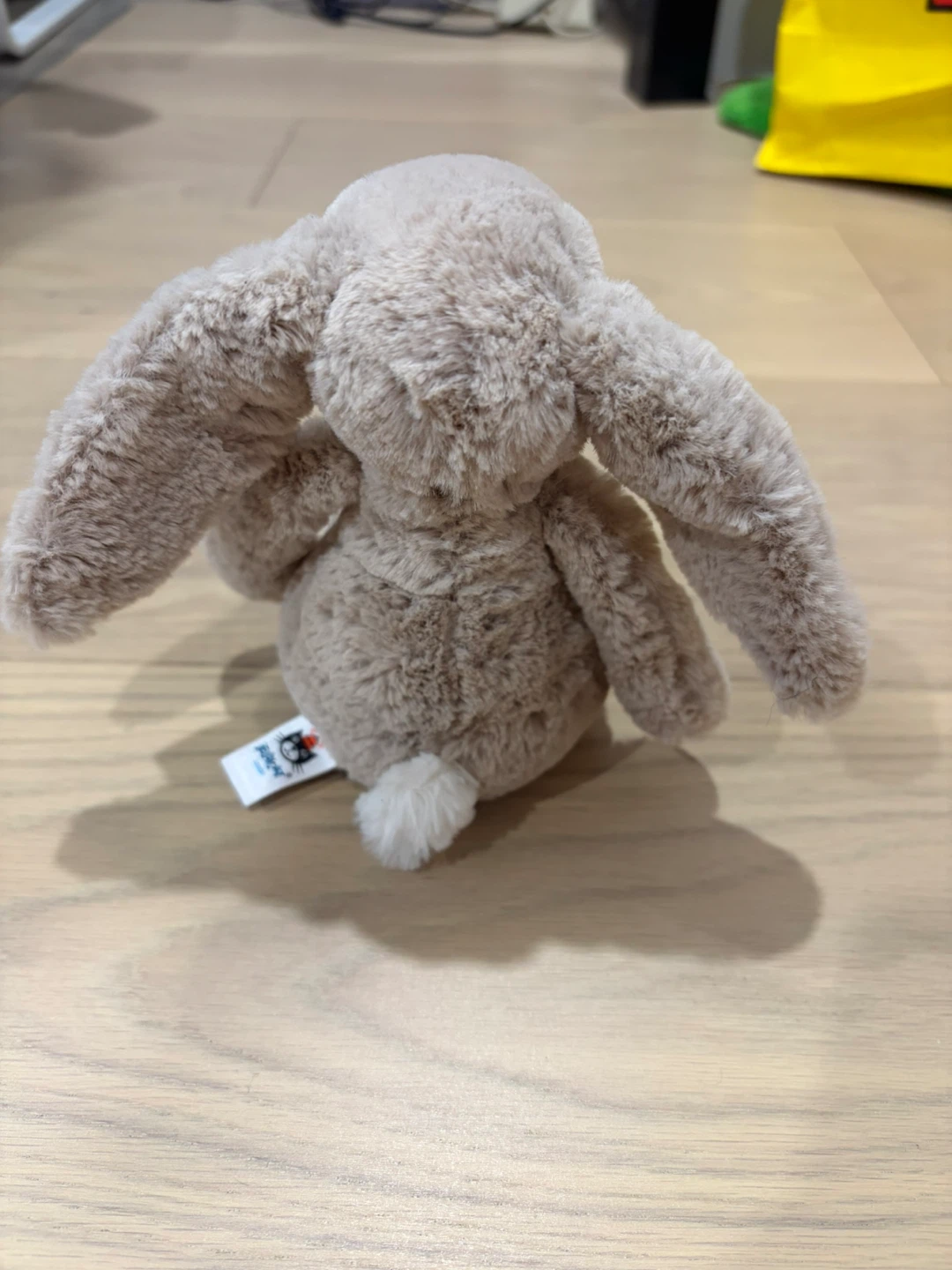 Jellycat Small Bashful Beige Bunny Plush - photo 2