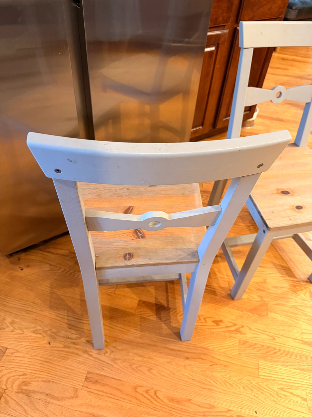 Wooden Dining Chair 2for$15 - photo 4