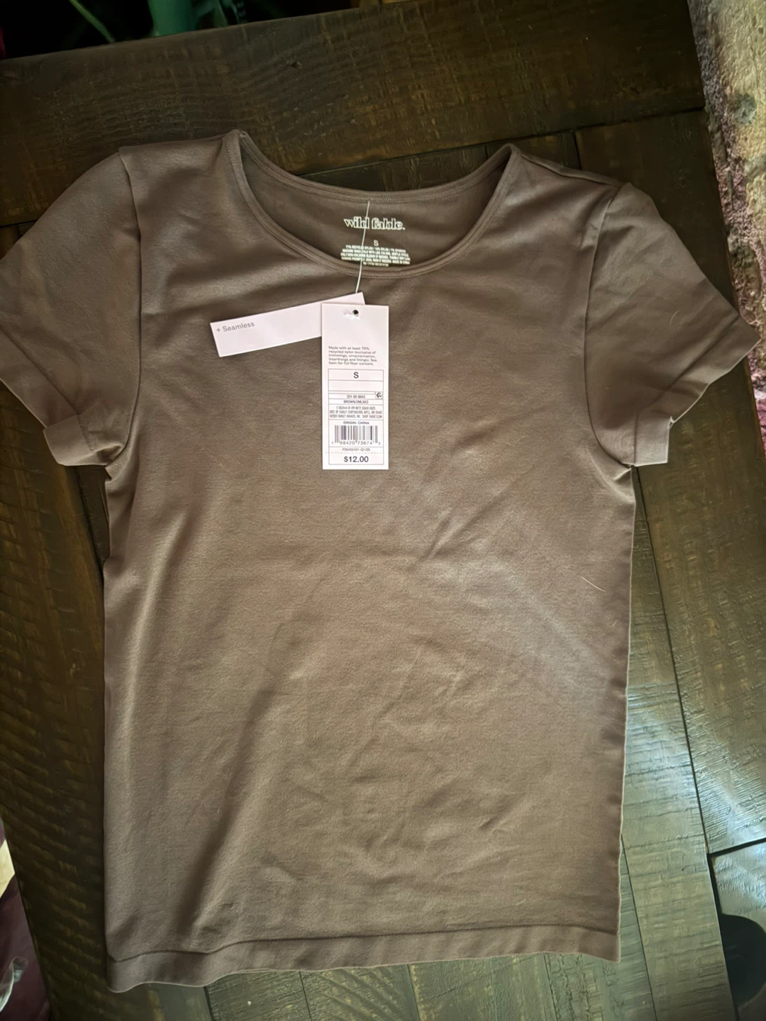 Wild Fable Women's Seamless T-Shirt Size S