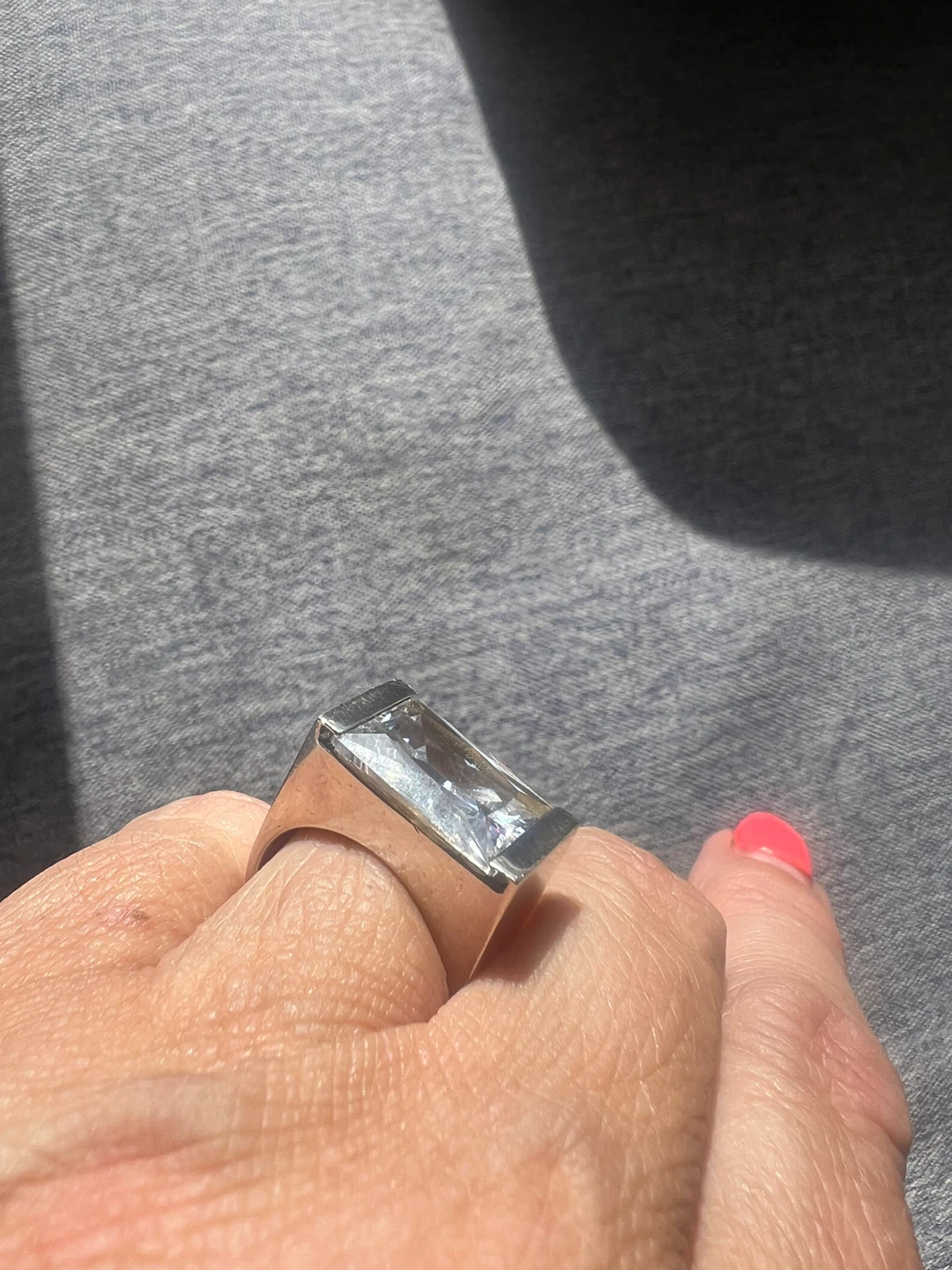 925 Ring with Large Clear Gemstone - photo 5