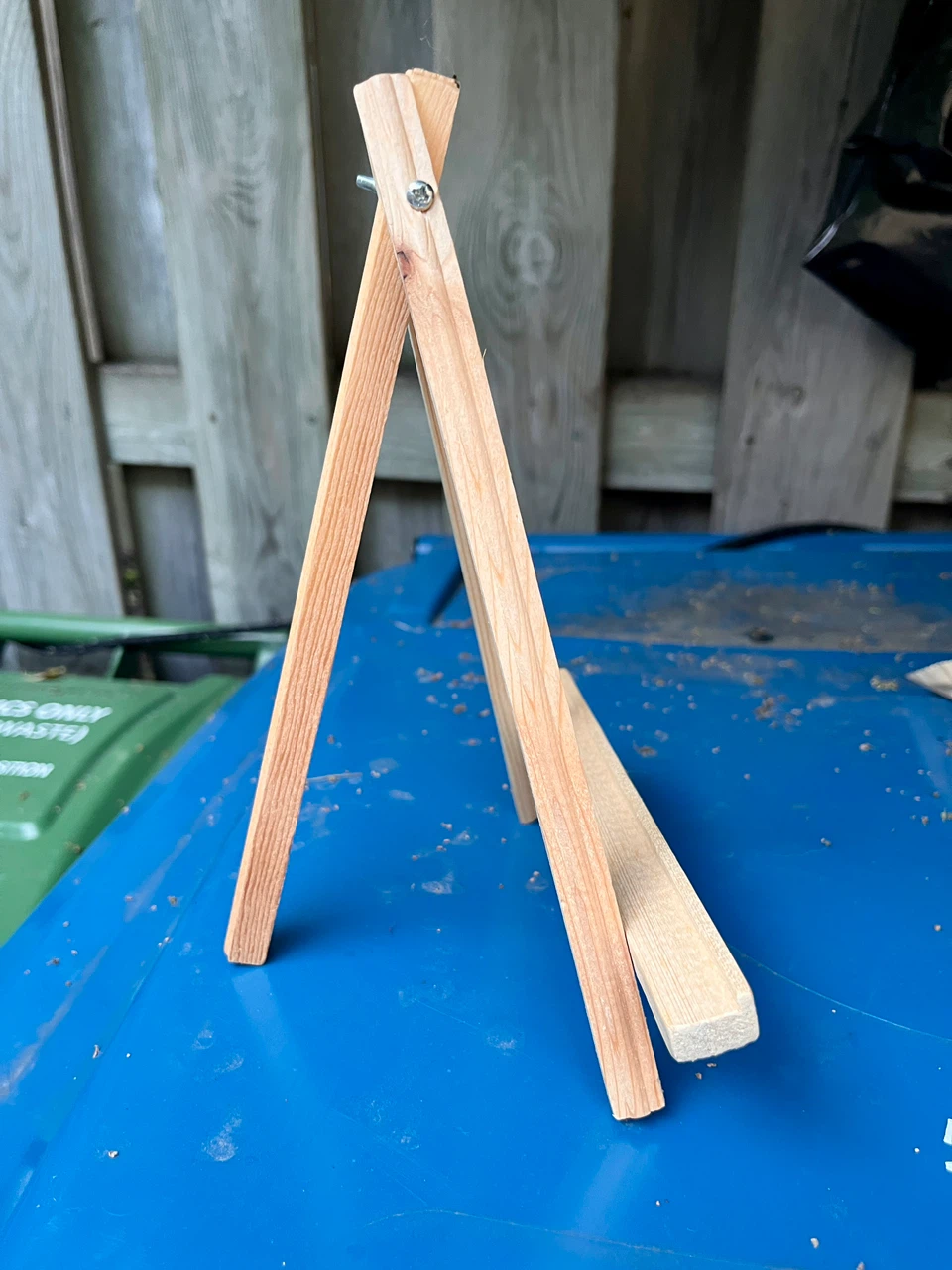 Wooden Tabletop Easel - photo 4