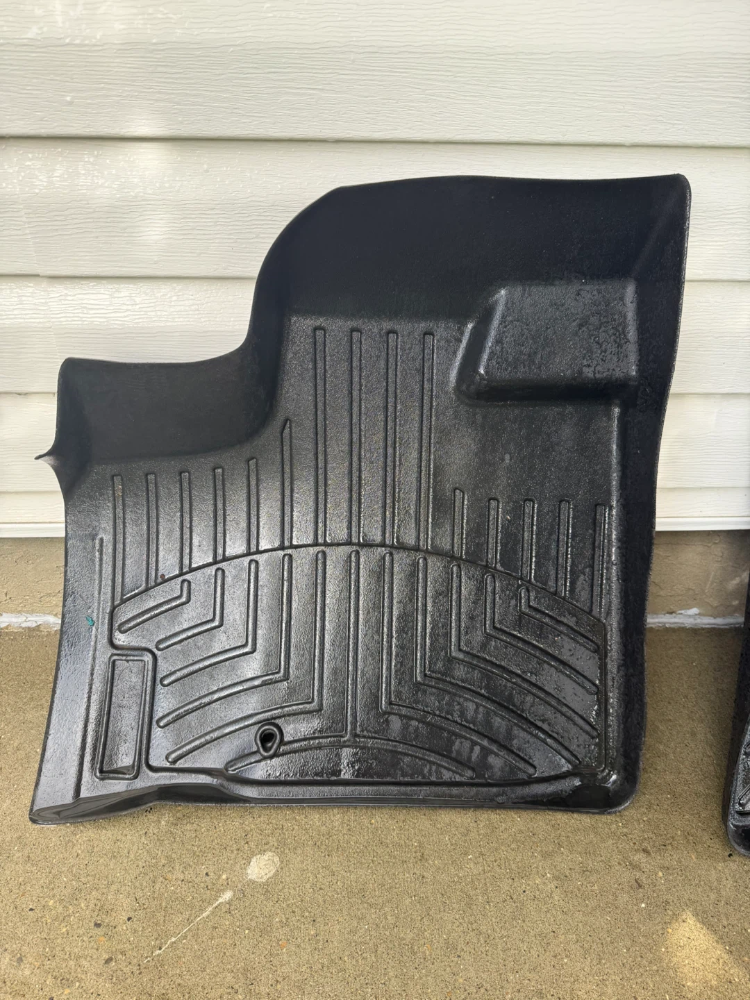Floormats - Chrysler Town and Country -Stow and Go - photo 2
