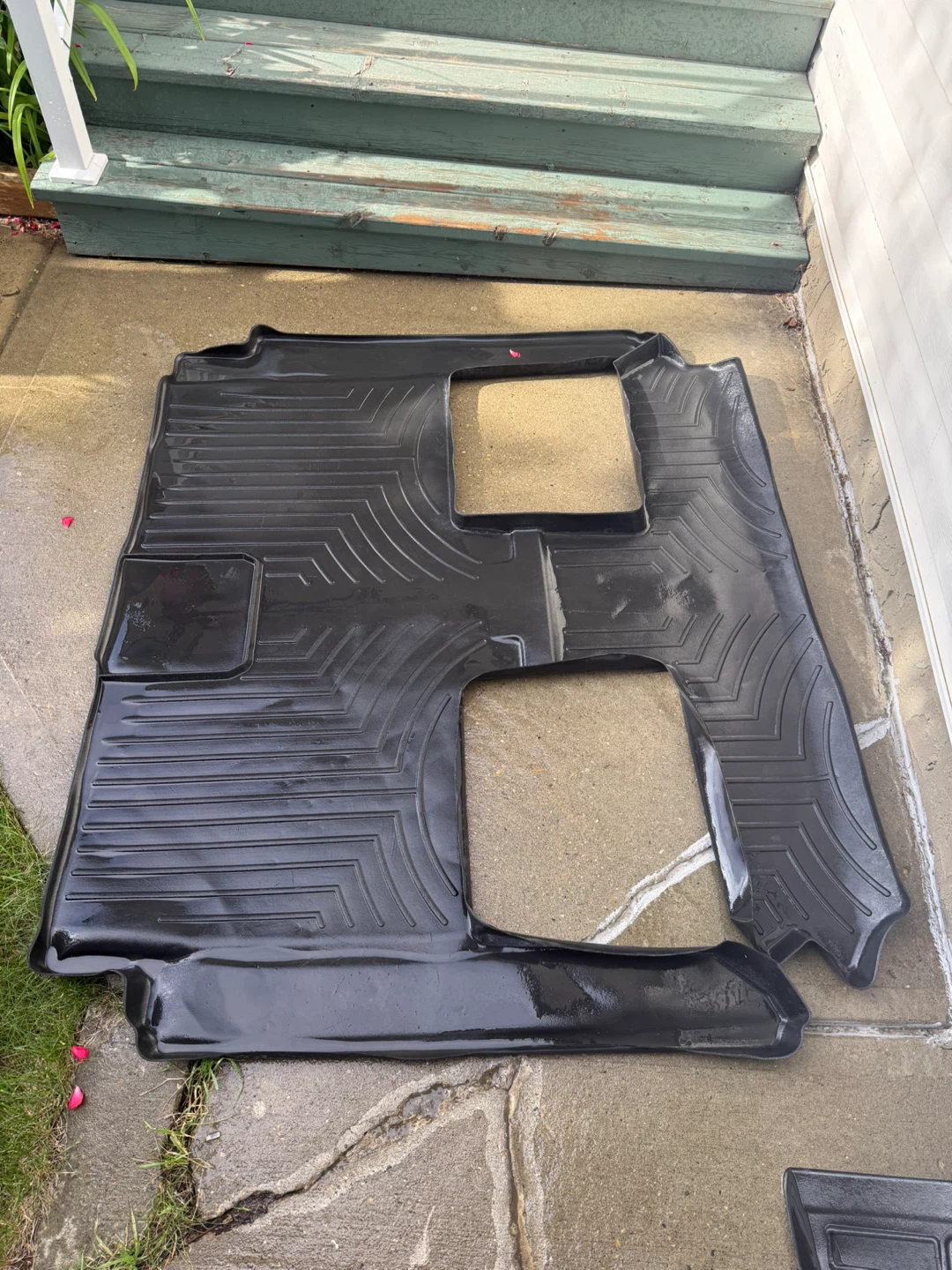 Floormats - Chrysler Town and Country -Stow and Go - photo 4