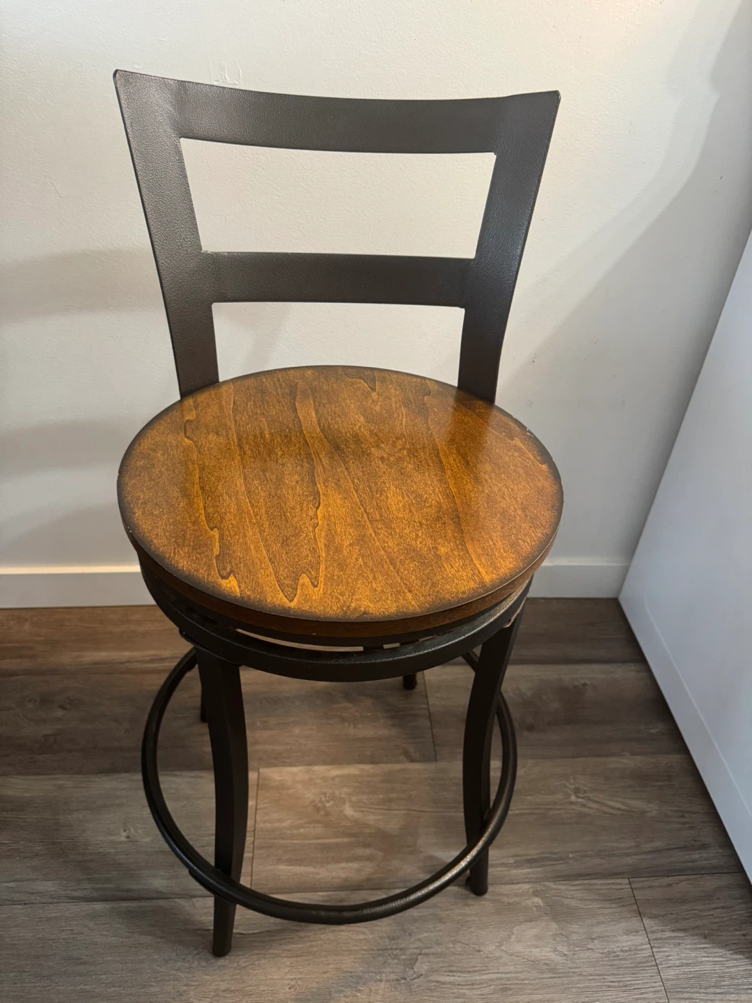 Bar Stools and Dining Table Set - photo 3