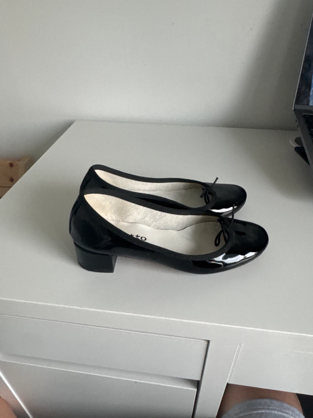 Repetto Black Camille Heels | Karrot