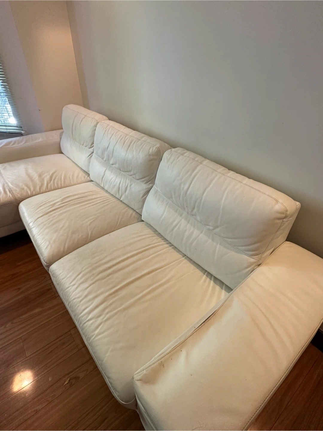 L-sectional sofa - photo 3