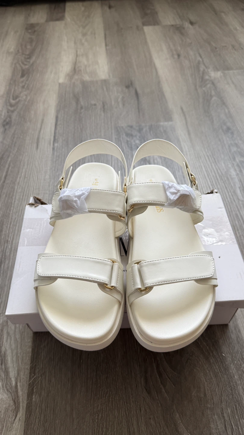 Size 9 New Women's Casual Sandals - photo 3