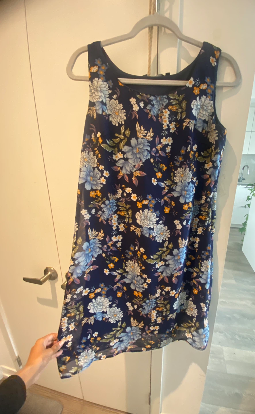 Navy Floral Sleeveless Dress - photo 2