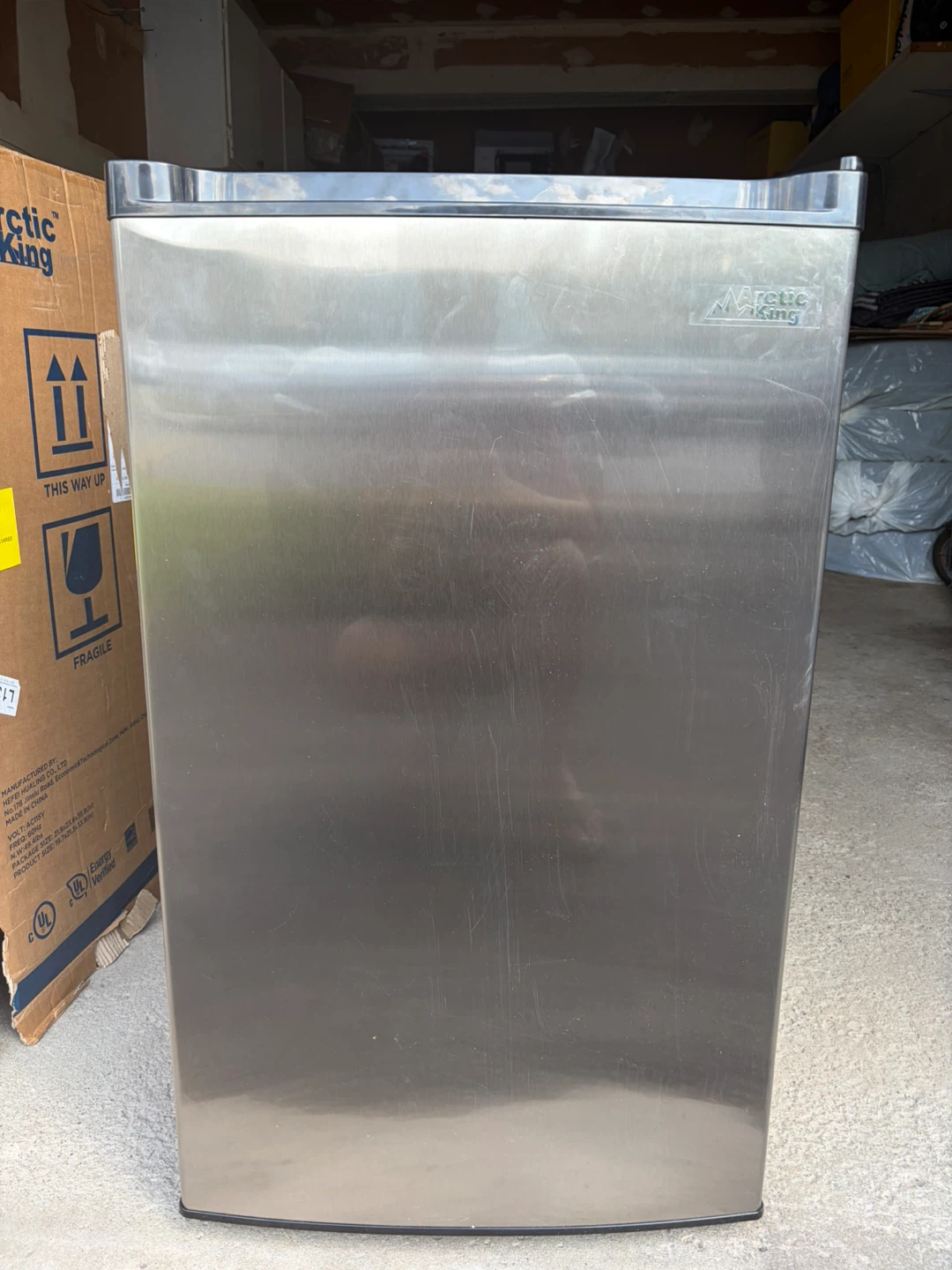 NEW Arctic King 3.0 Cu. Ft. Mini Fridge – Brand New in Box - photo 2