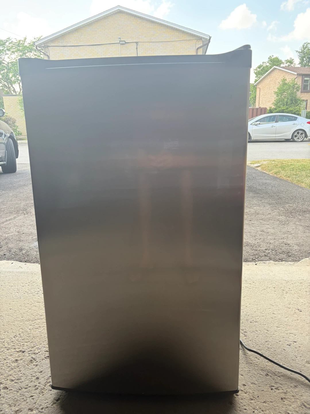 NEW Arctic King 3.0 Cu. Ft. Mini Fridge – Brand New in Box - photo 3