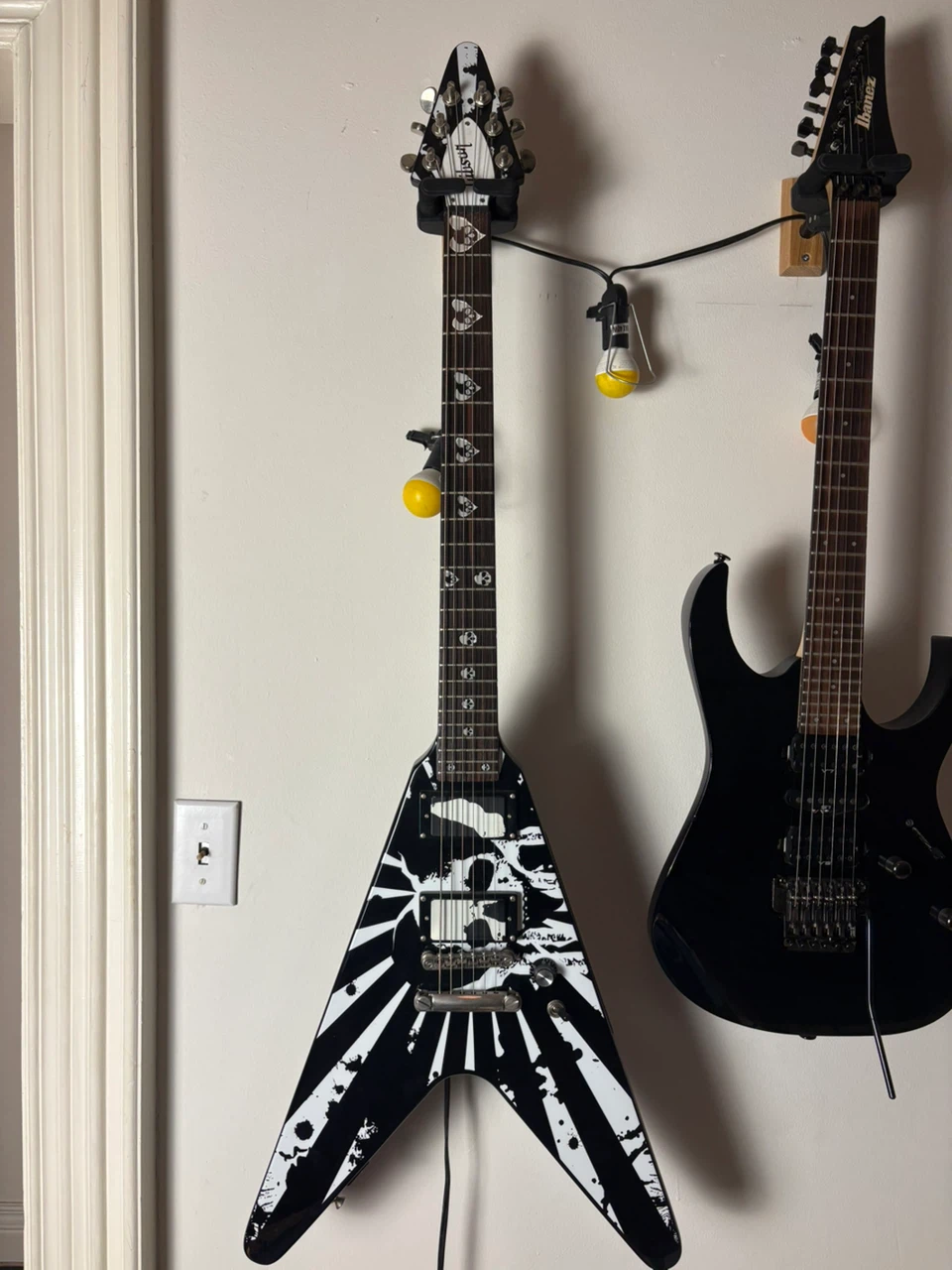 Epiphone Limited Edition Rob Flynn Love Death Flying V