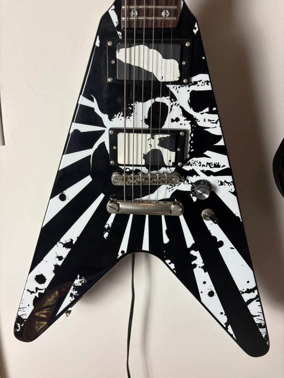 Epiphone Limited Edition Rob Flynn Love Death Flying V - photo 2