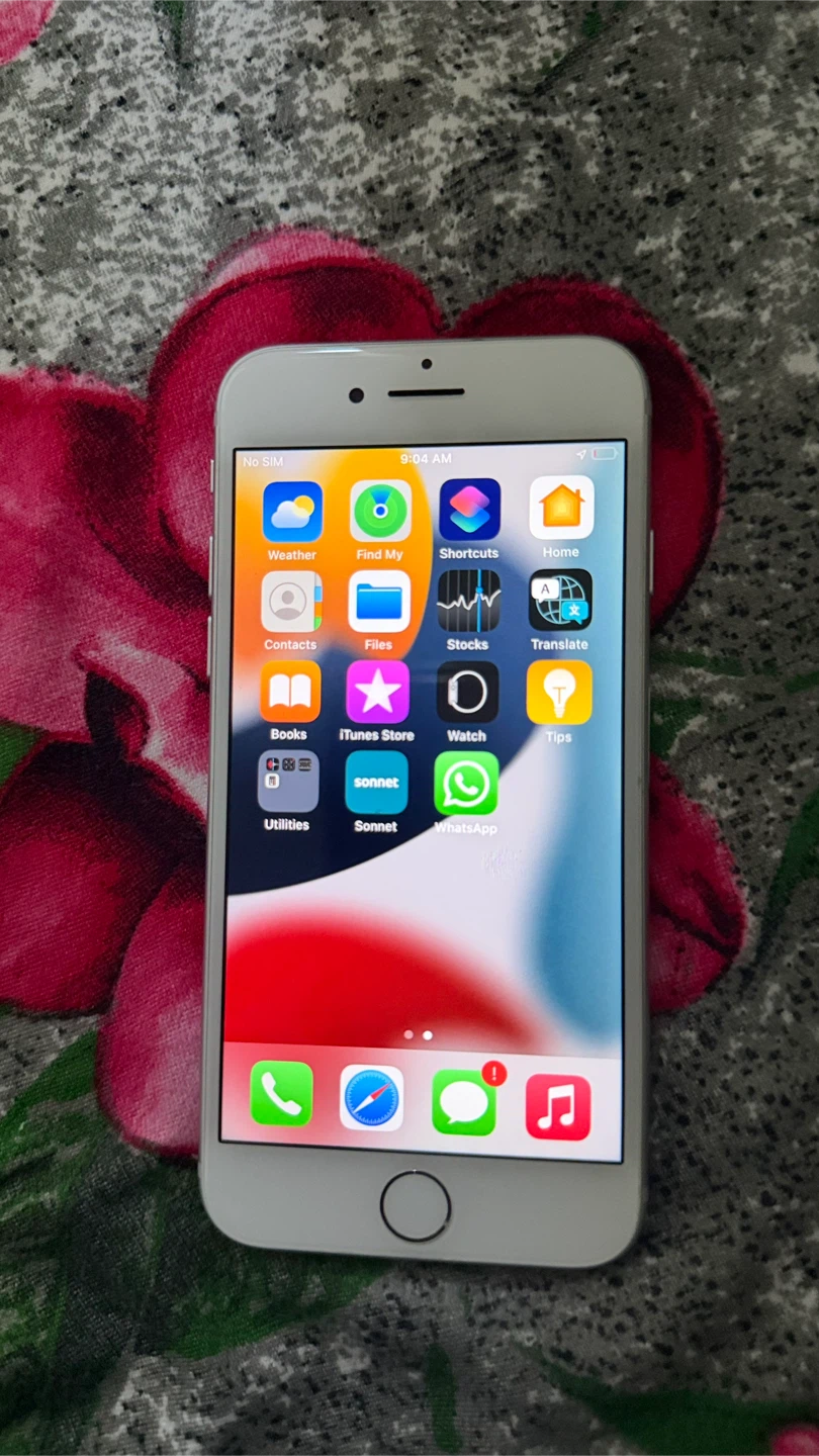 Apple iPhone 7 Silver