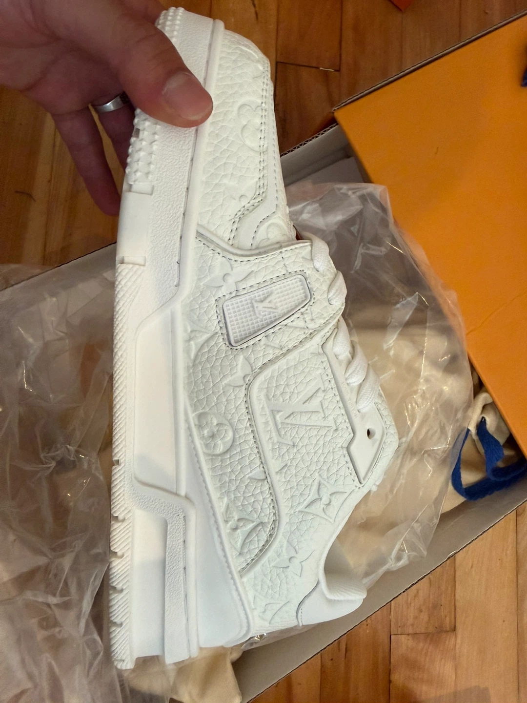 Louis Vuitton Sneakers Blanches