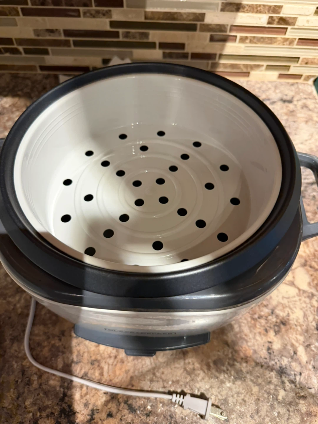 BLACK+DECKER Rice Cooker with Steamer Basket - photo 2