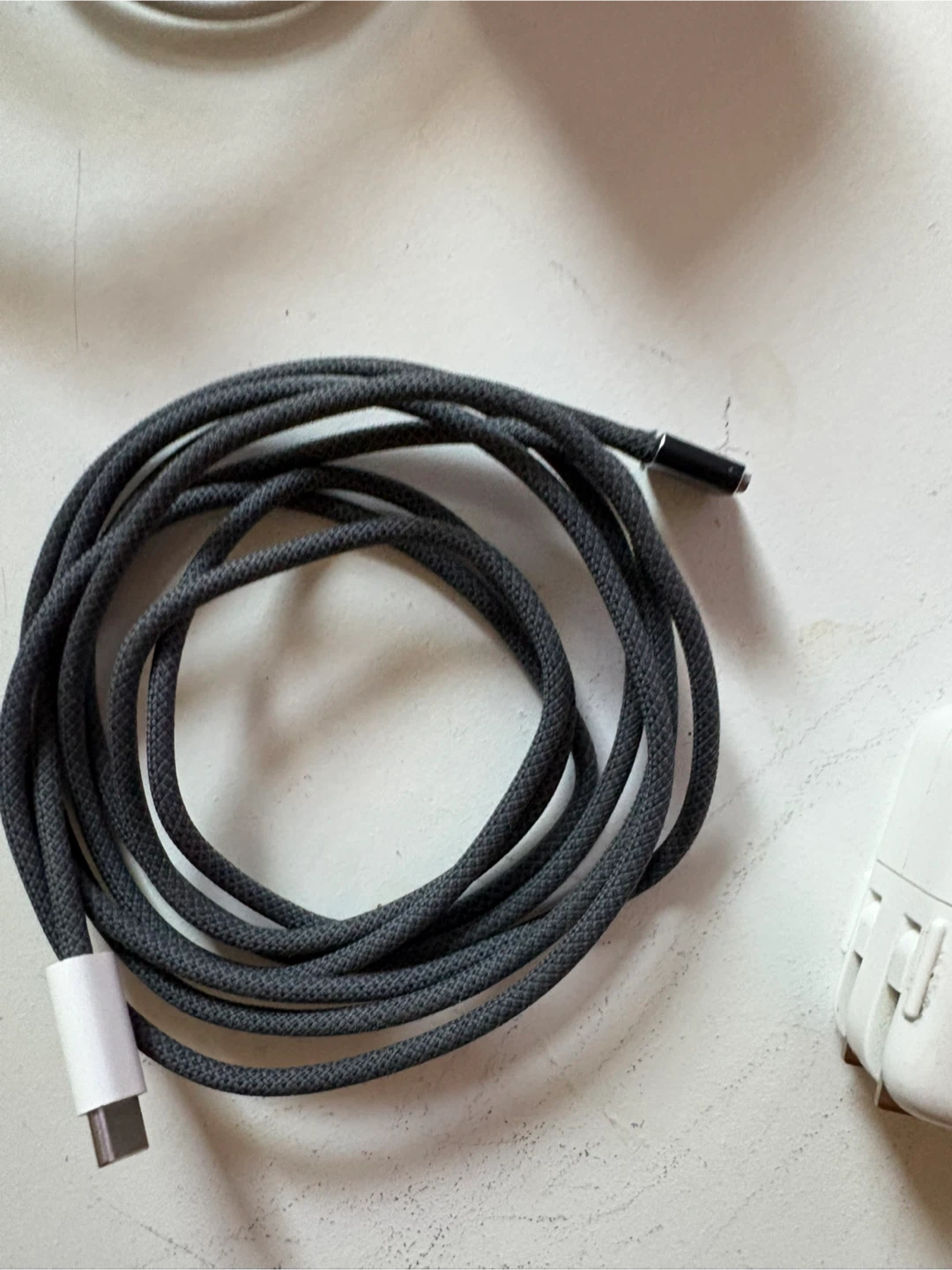 Apple 30W USB-C Power Adapter with Cable - photo 3