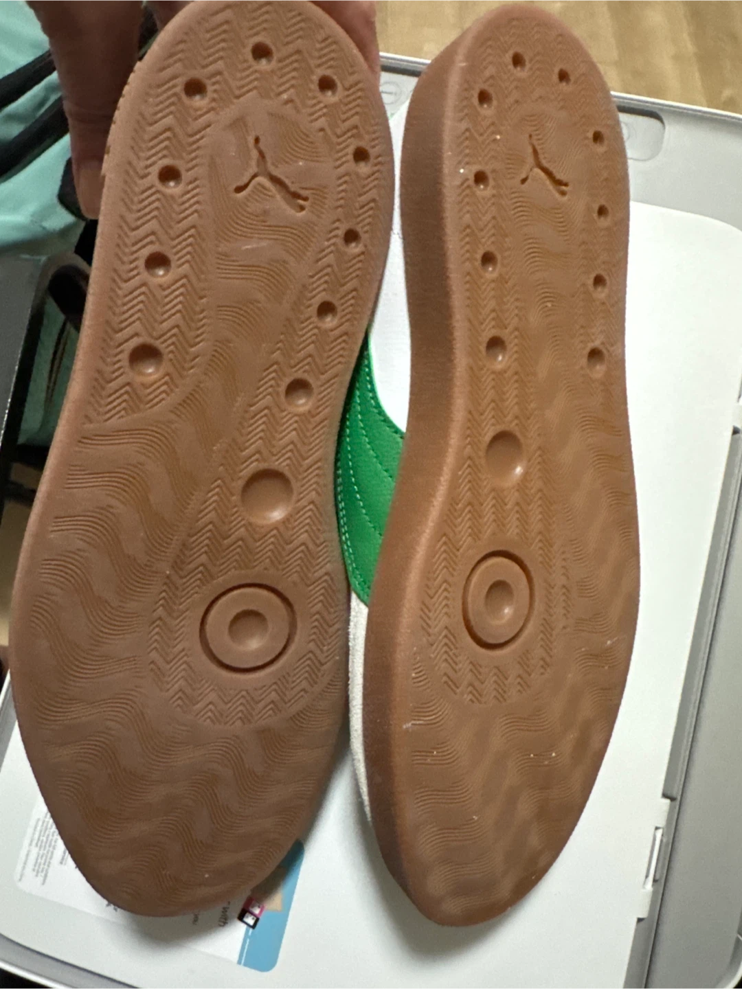 Puma low-top sneakers white green gum sole - photo 2