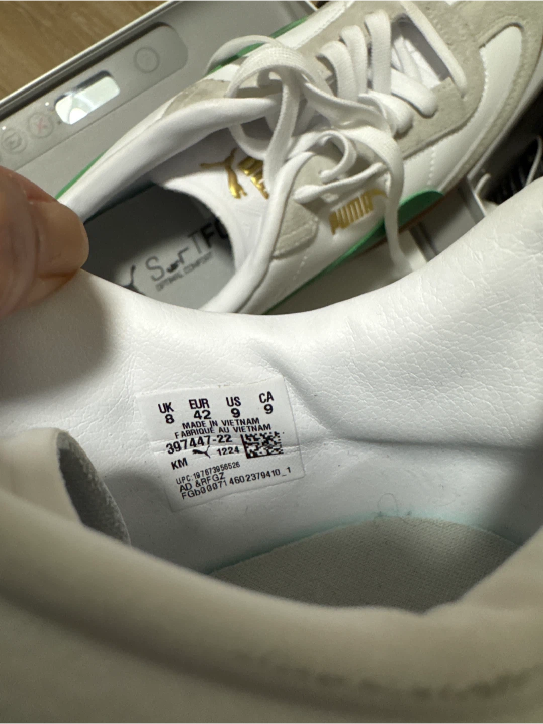 Puma low-top sneakers white green gum sole - photo 3