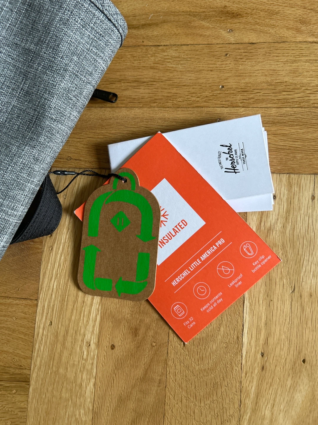 Herschel back pack - photo 2