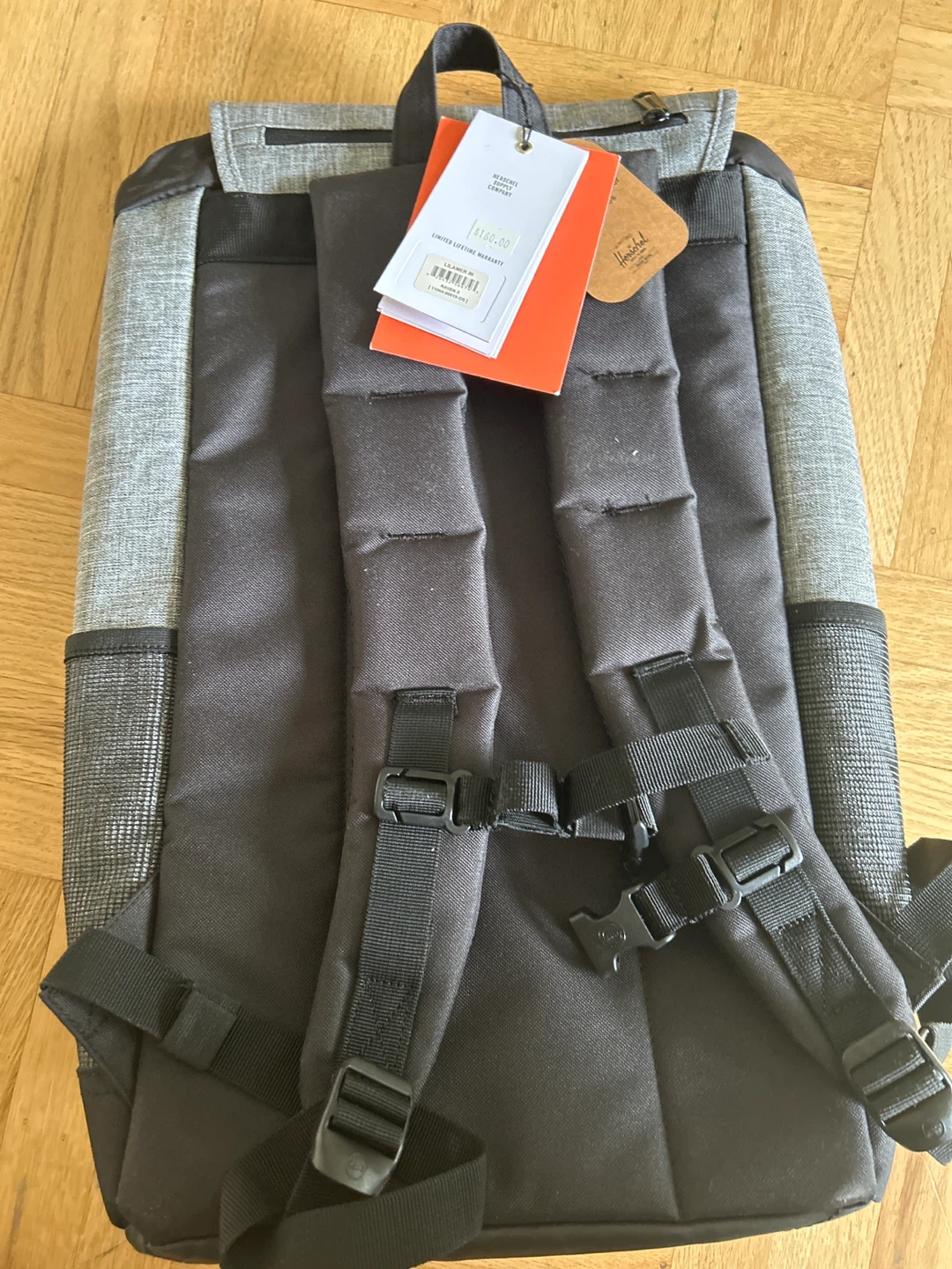 Herschel back pack - photo 3