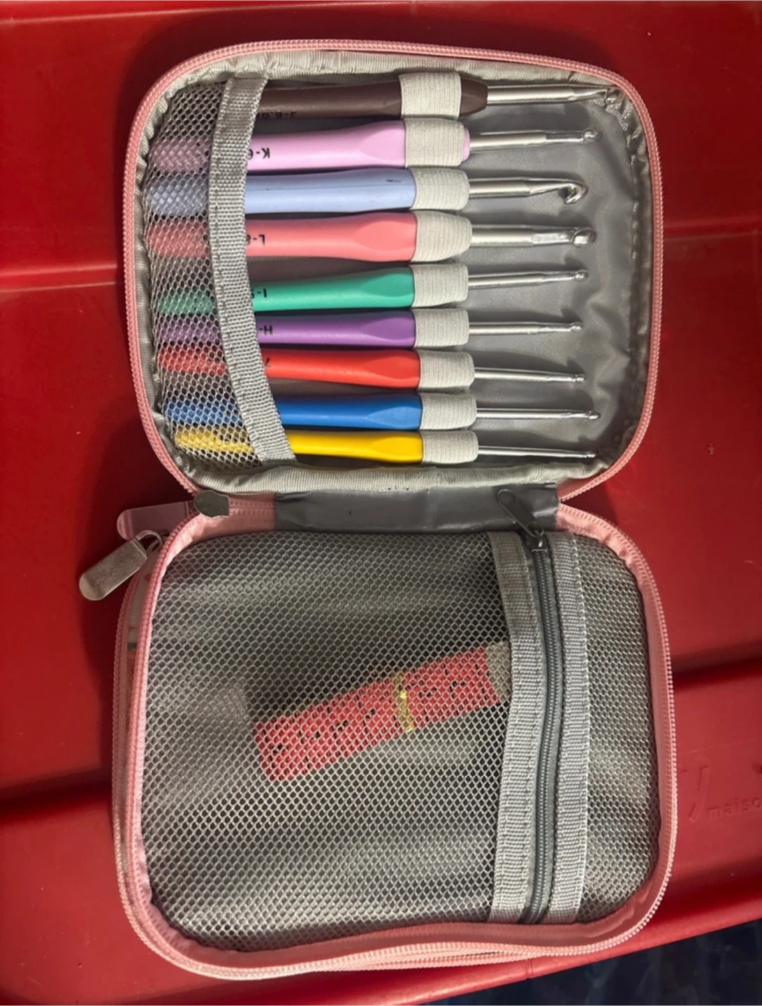 Crochet Hook Set with Case - photo 3