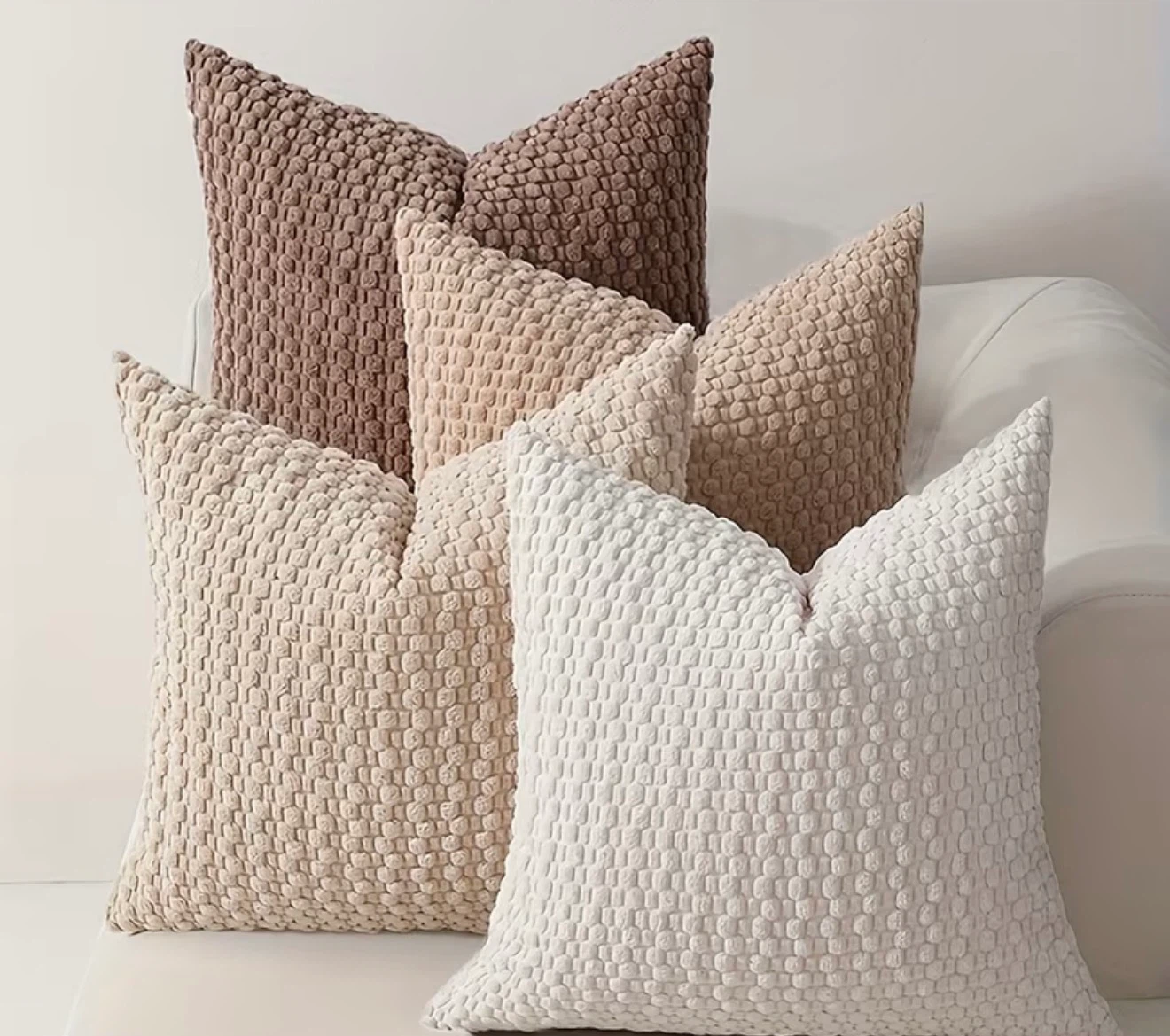 Four Velvet Textured Throw Pillow Covers + pillow protector