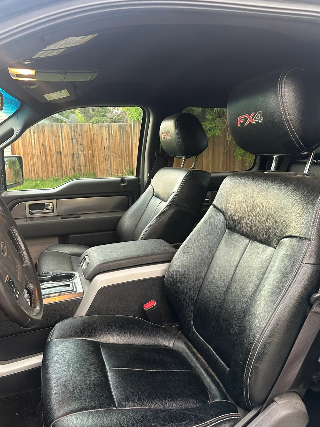 Ford F-150 FX4 Crew Cab Truck - photo 5