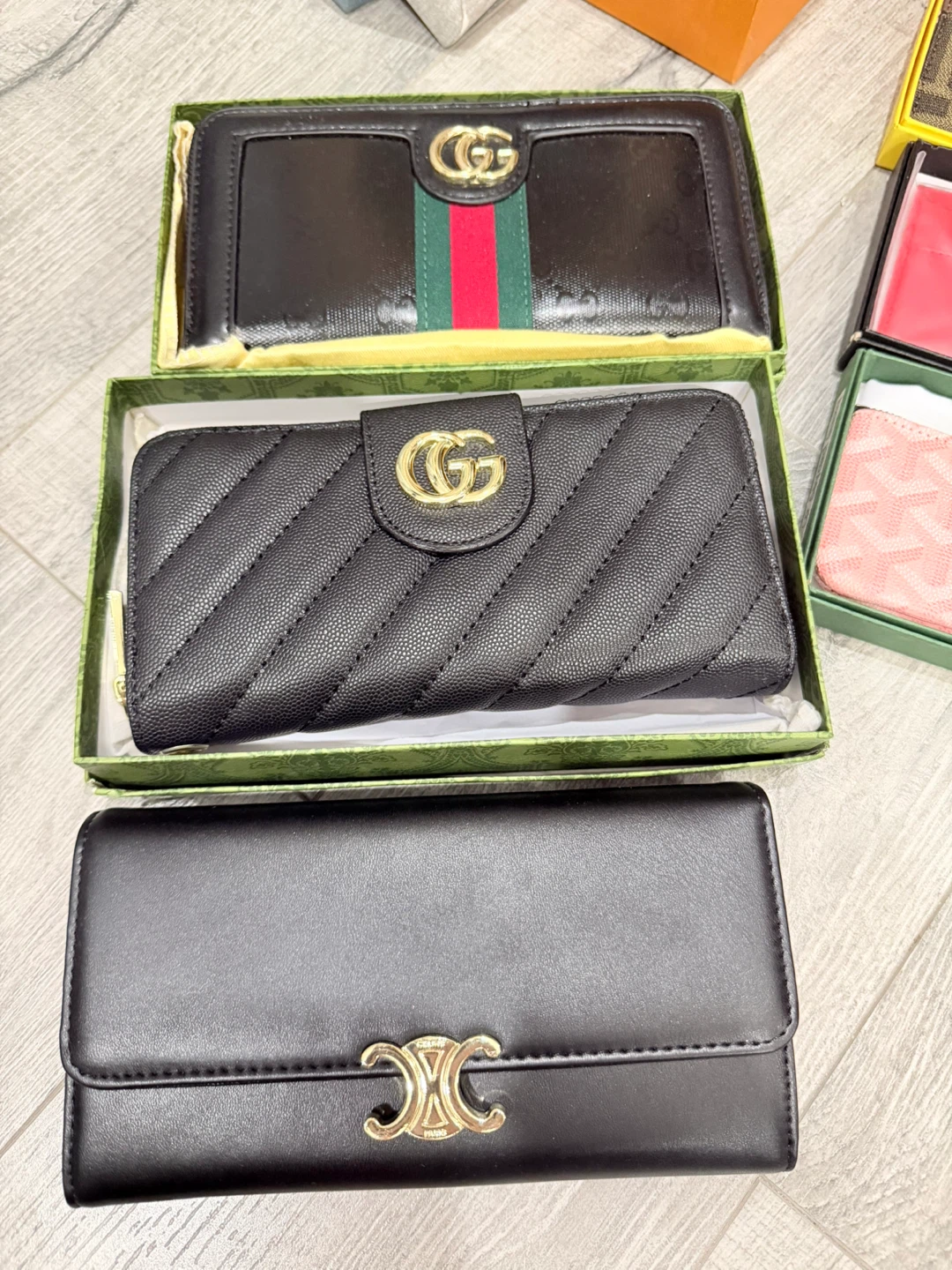 Assorted Luxury Wallets and Cardholders - photo 2