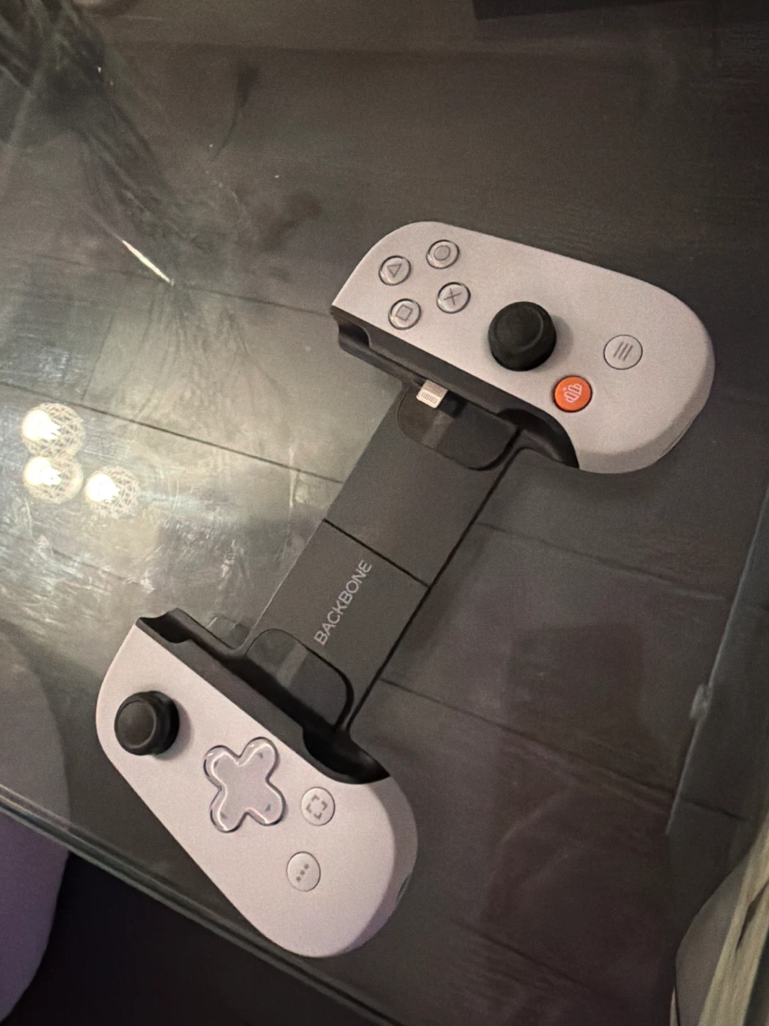 Backbone One Mobile Gaming Controller - photo 2