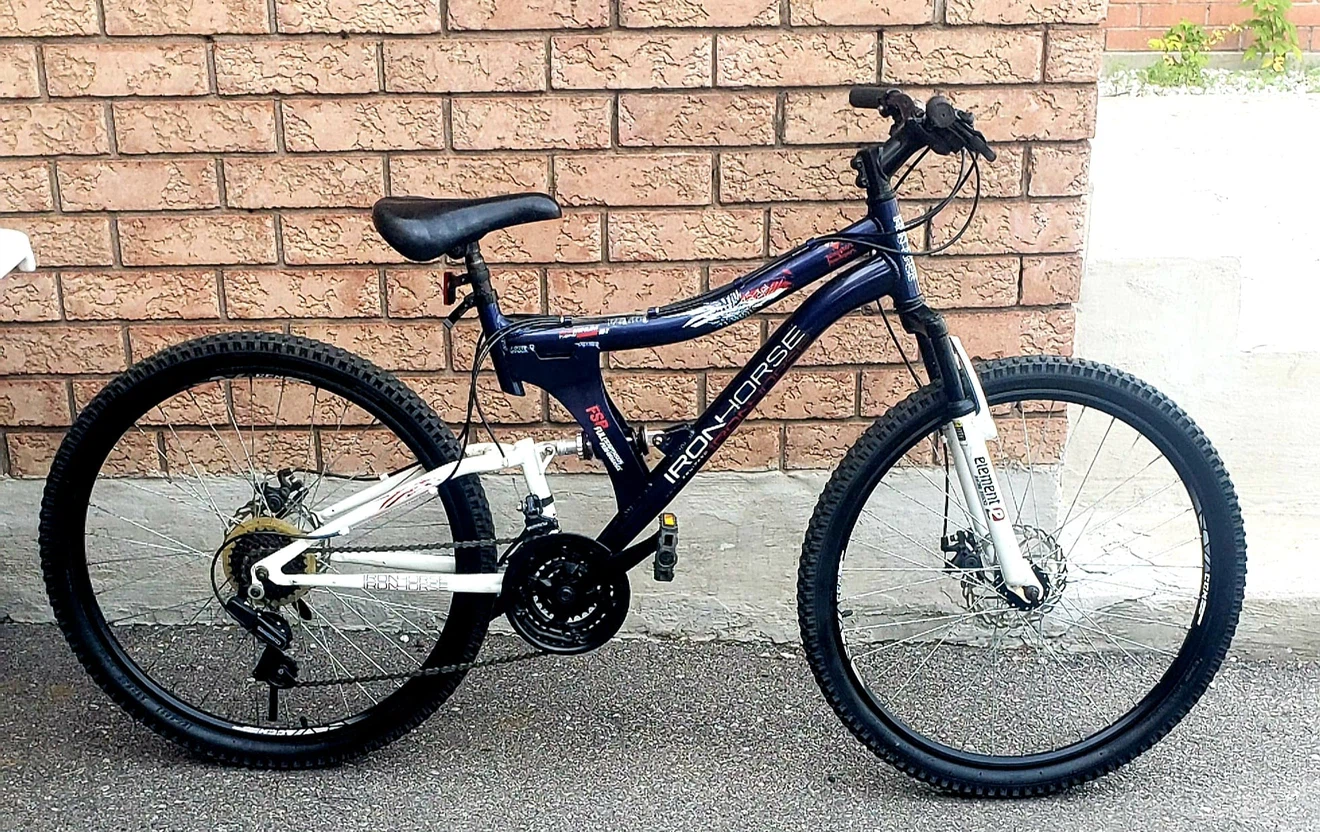 Iron Horse Full Suspension Mountain Bike - photo 2