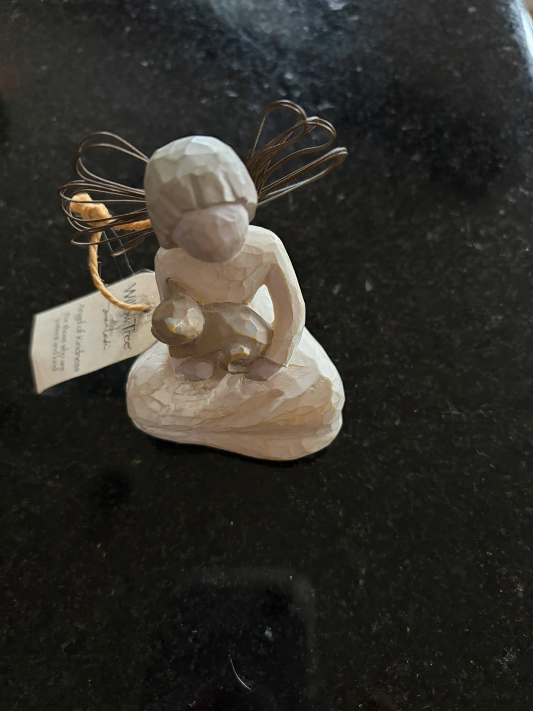 Willow Tree Angel of Kindness Figurine