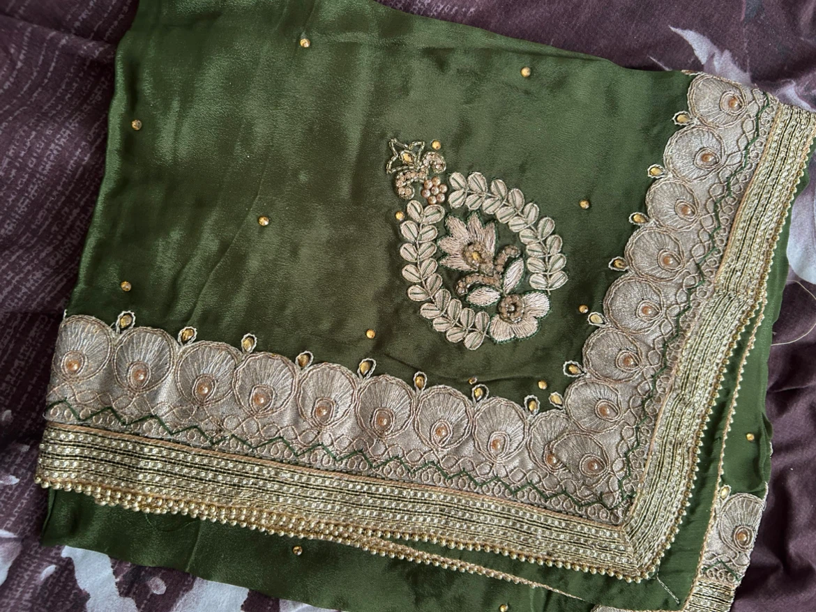 Unstitched Green Salwar Kameez Dupatta Set - photo 3