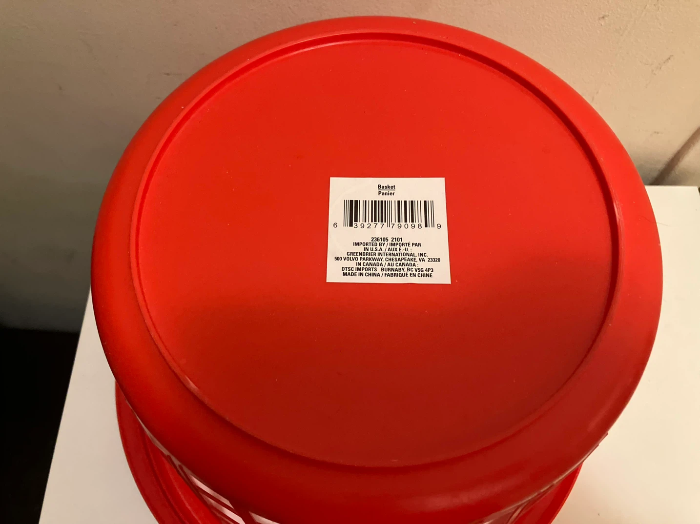 Red Plastic Laundry Basket-12.5” Diameter - photo 3