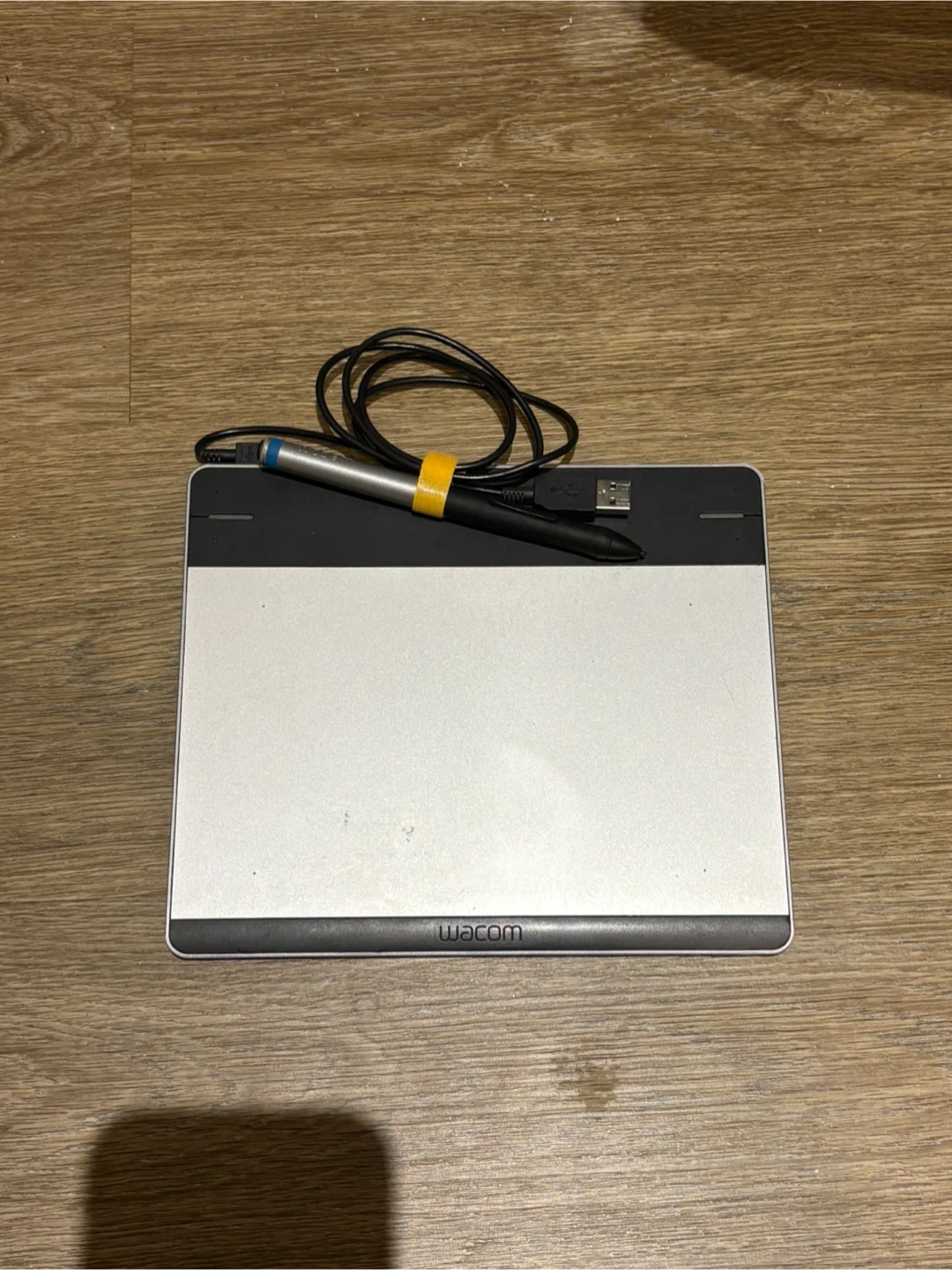 Wacom Intuos Pen Small CTL-480 Drawing Tablet
