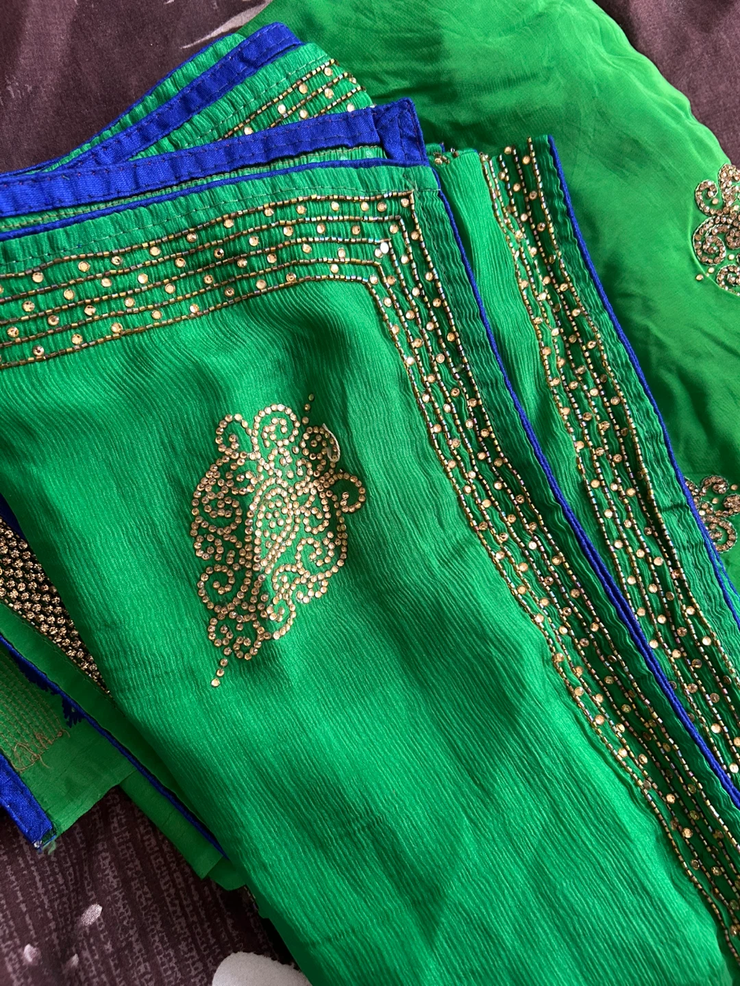 Unstitched Green Embroidered Shalwar Kameez Set with Blue Trim - photo 3
