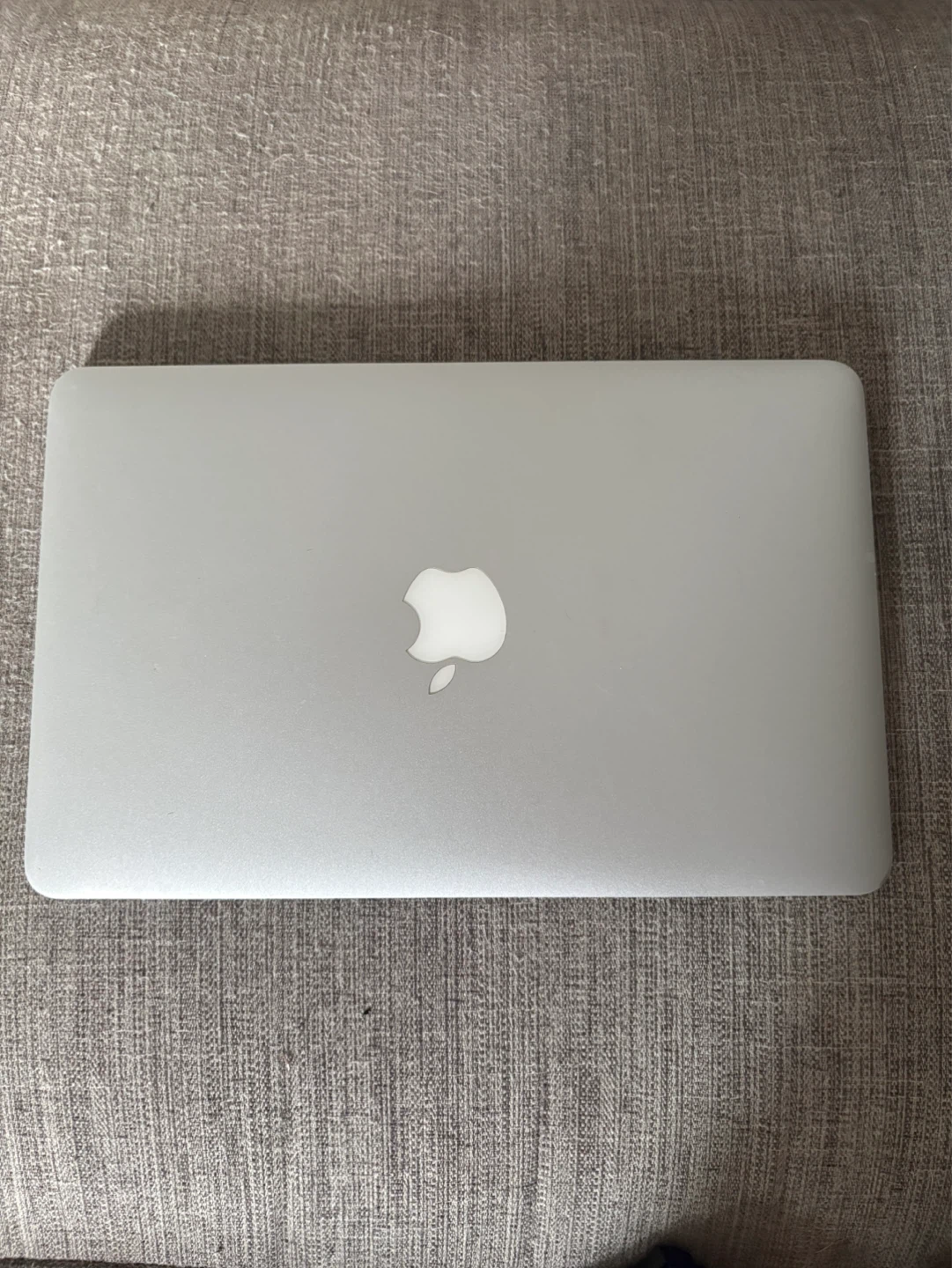 Apple MacBook Air NEGOTIABLE - photo 2