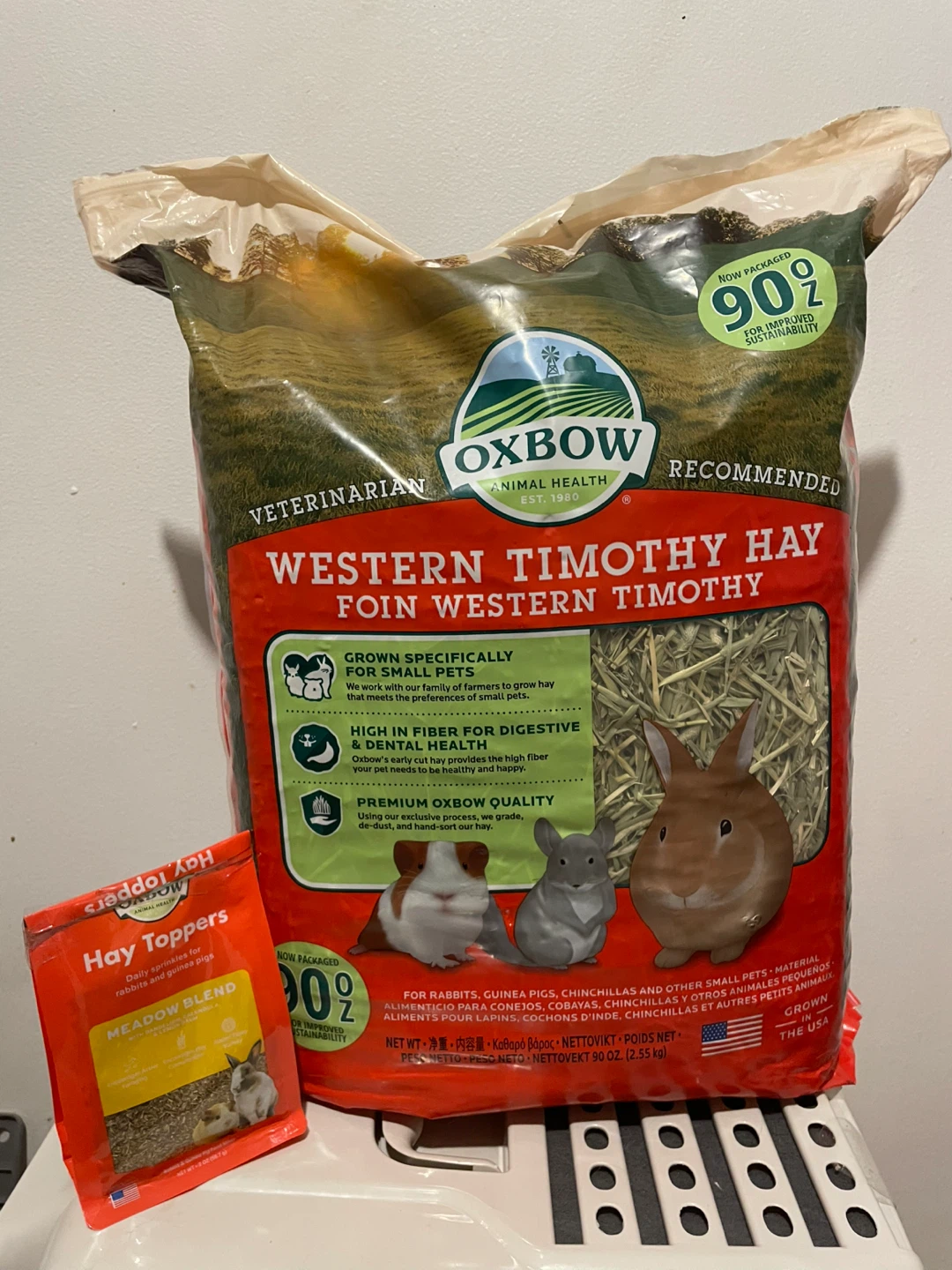 Oxbow Timothy Hay & Hay Topper