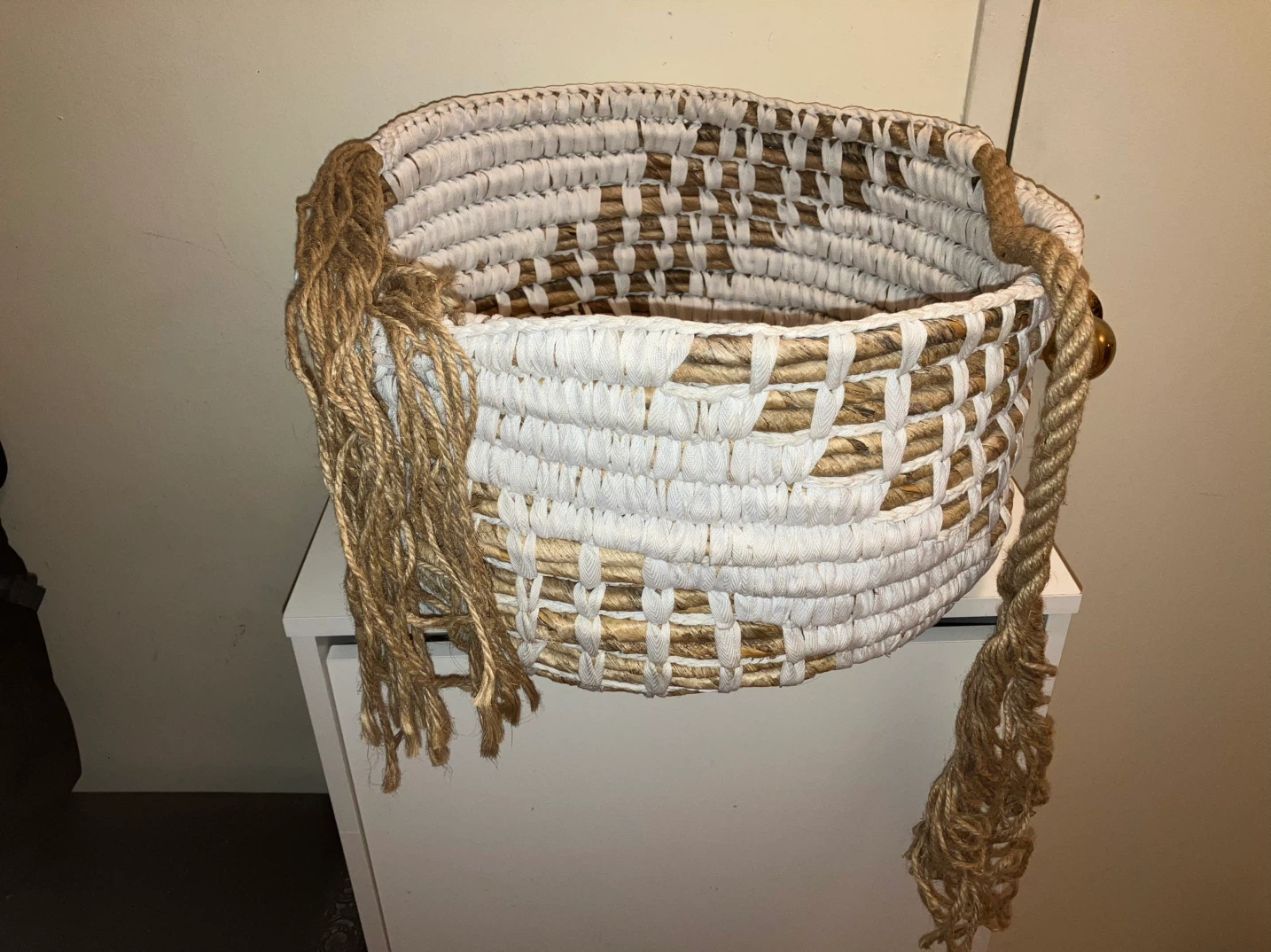 Woven Storage Basket with Rope Handles-Free Tray-16” Diameter