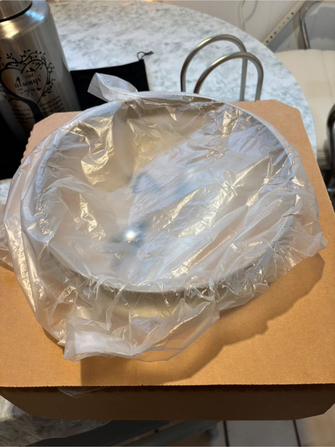 🔥 Brand New Calphalon Classic 7-Qt Dutch Oven – $55 🔥 - photo 2