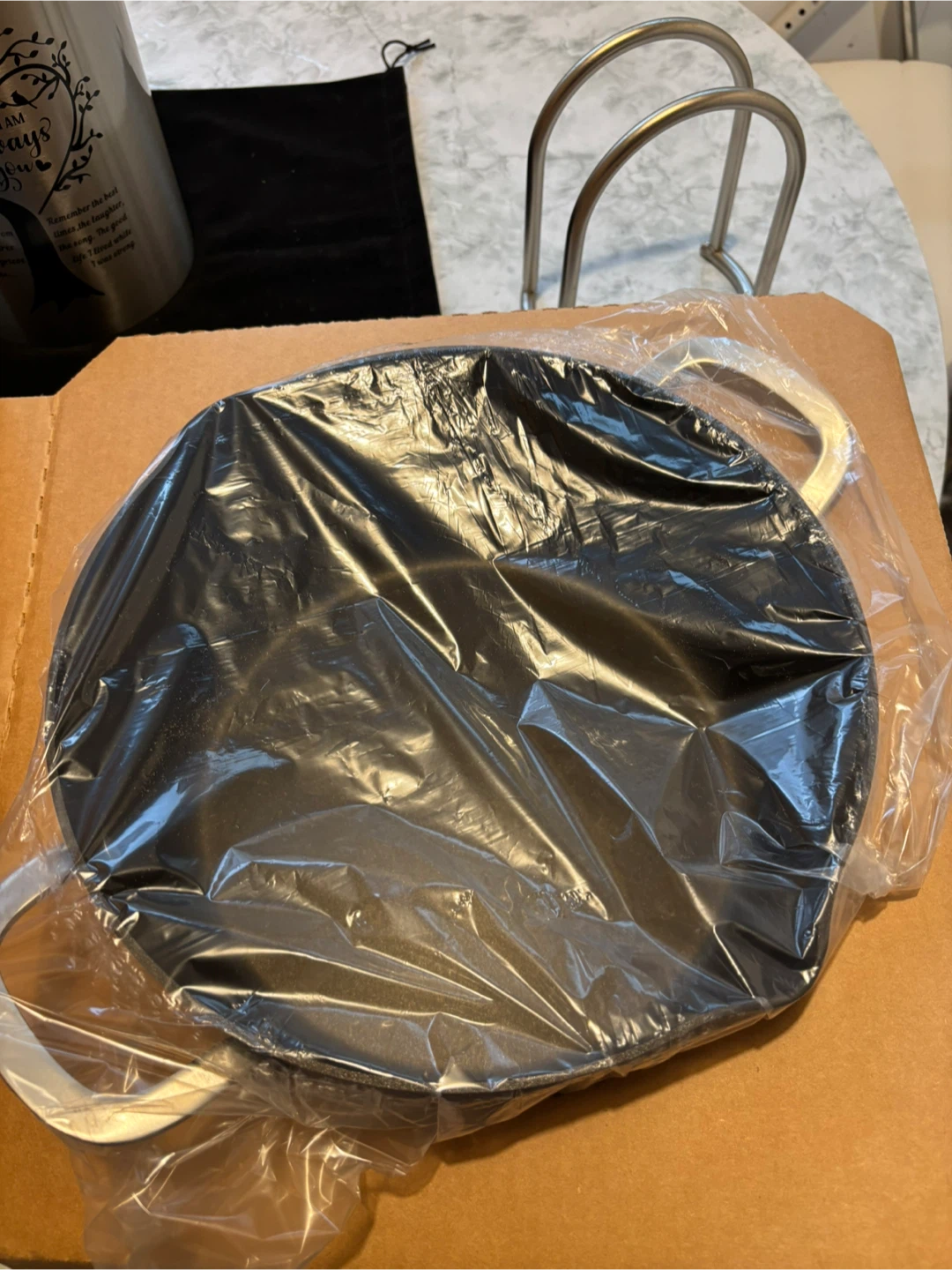 🔥 Brand New Calphalon Classic 7-Qt Dutch Oven – $55 🔥 - photo 3