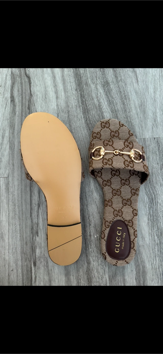 ($75) Gucci sandals - women’s 7/8/9 - photo 2