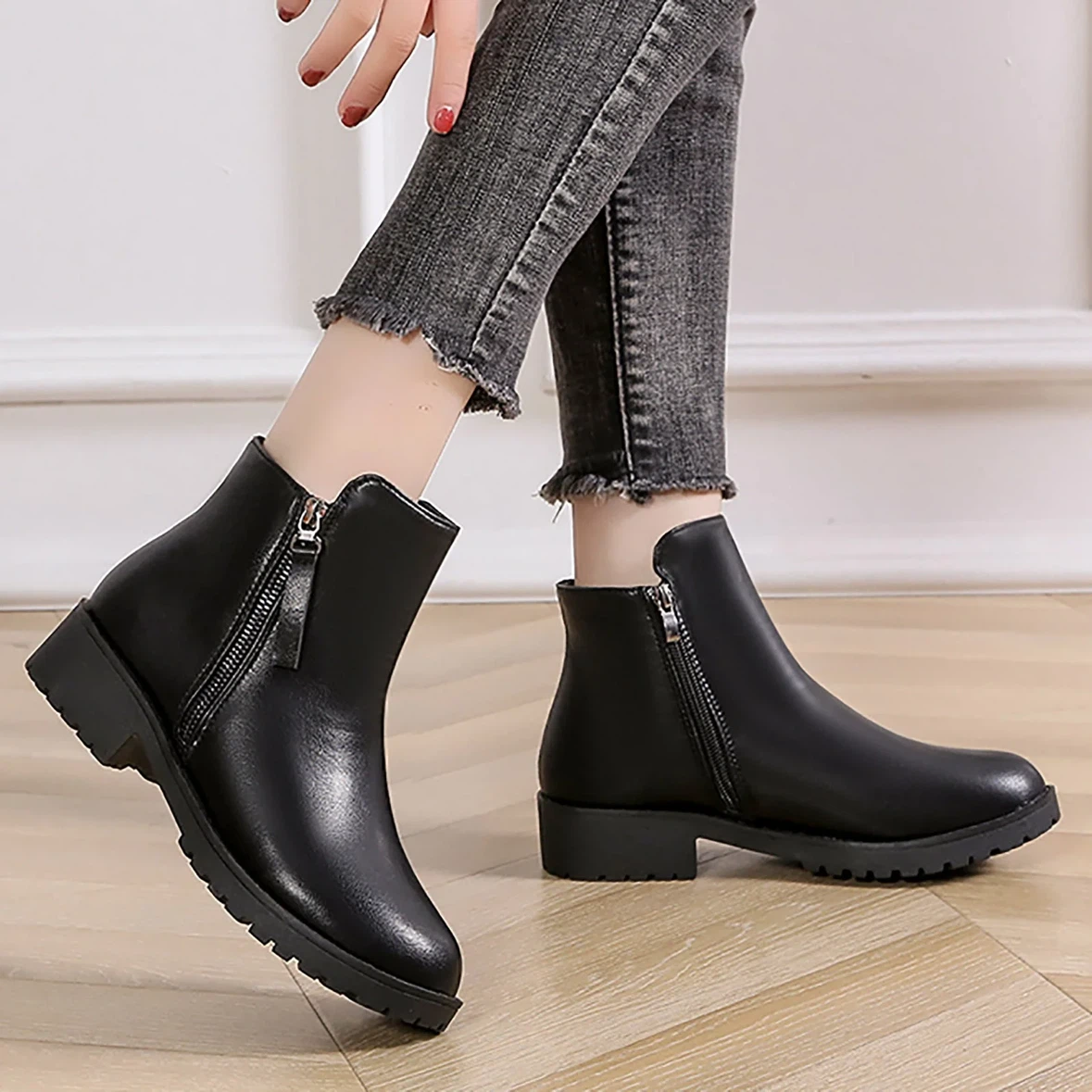 Shoot your offers need gone asap H&M Black Ankle Boots - photo 2