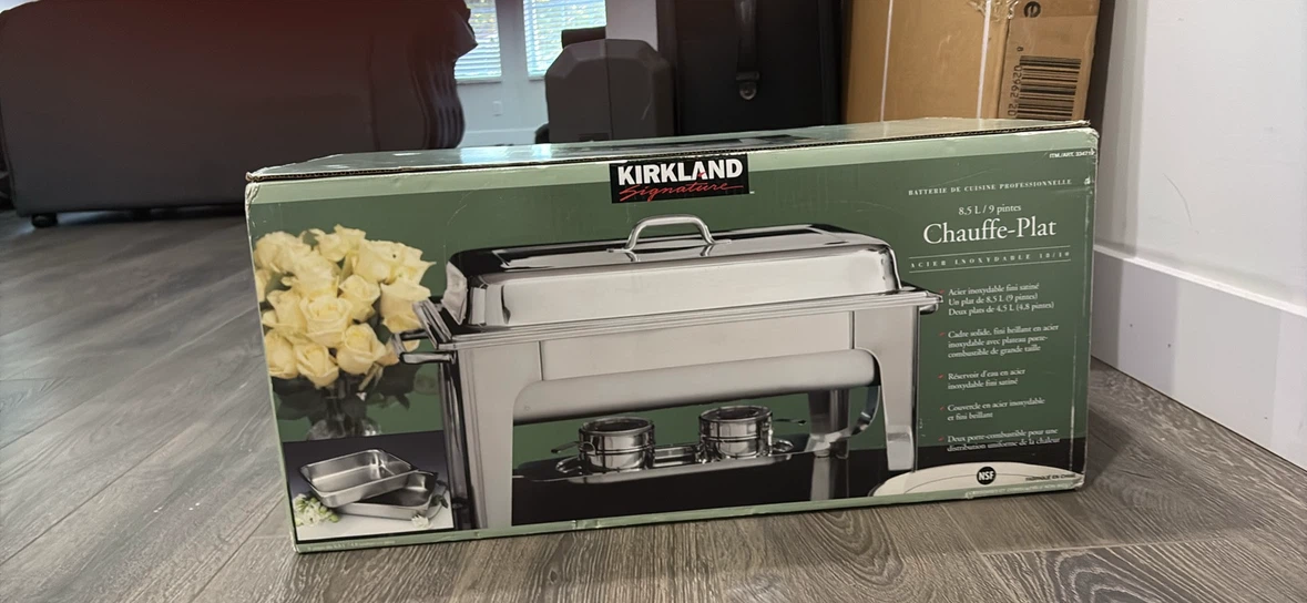 Kirkland Signature Stainless Steel Chafing Dish (8.5L / 9 Qt)