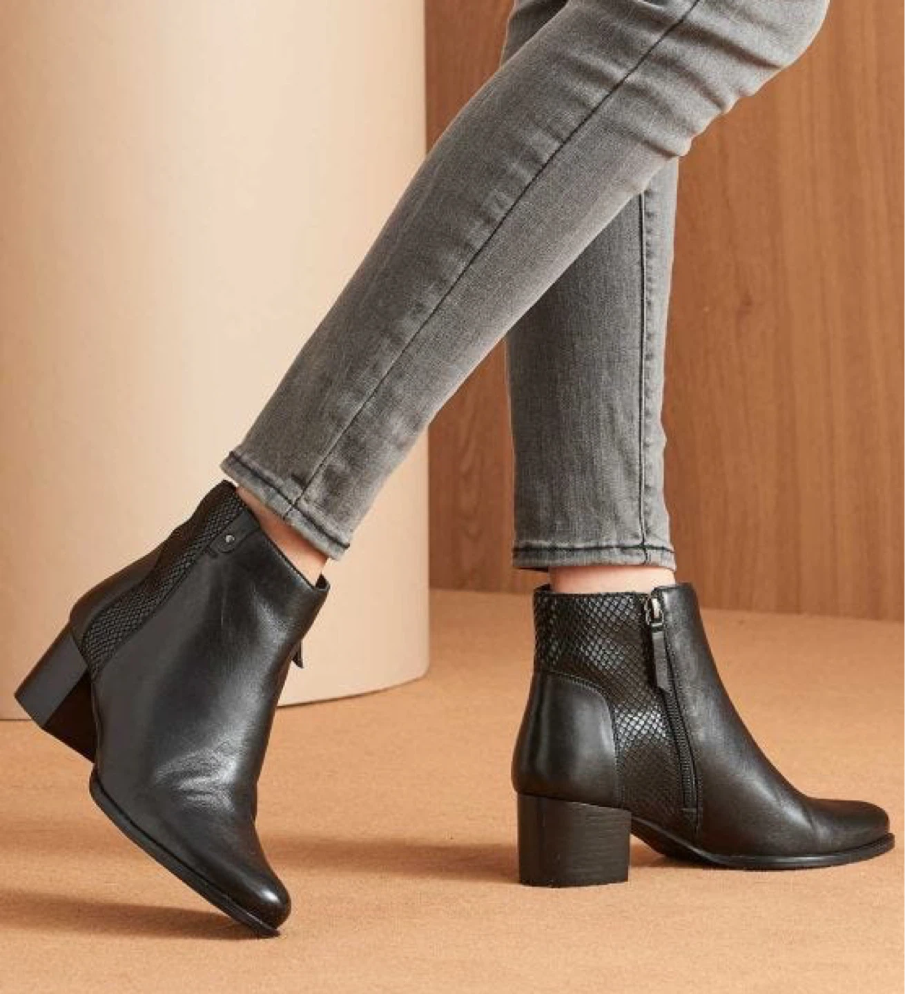 Shoot your offers need gone asap H&M Black Ankle Boots