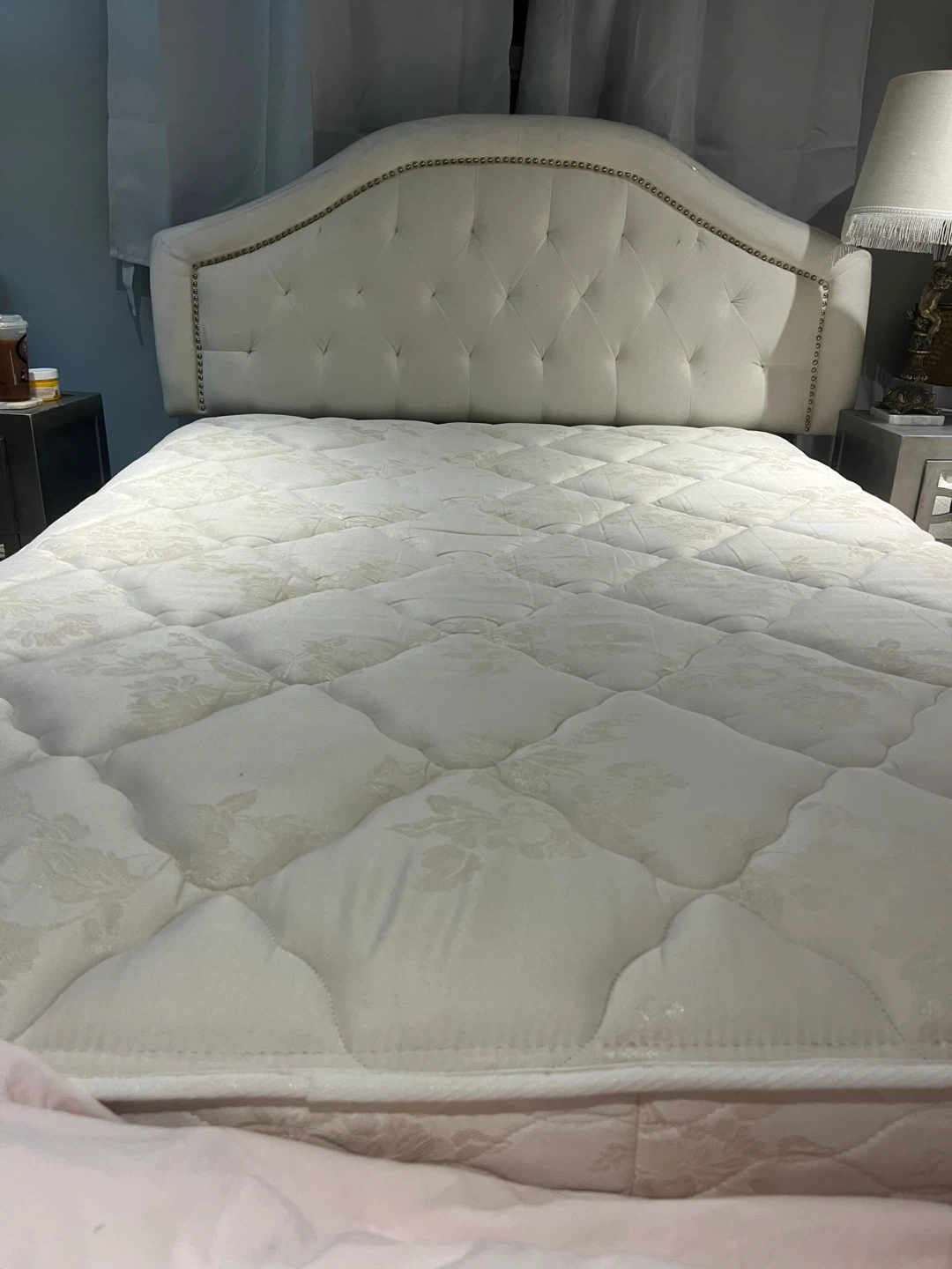 SIMMONS Beautyrest Cardiff Firm/Ferme Mattress