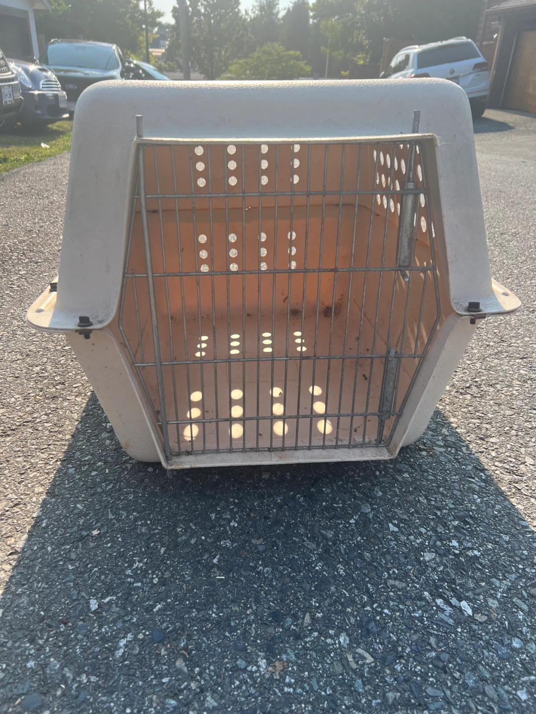 Used Pet Carrier - photo 2