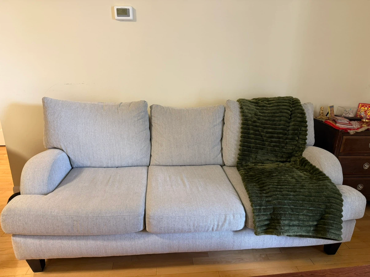 Modern Light Grey 3-Seater Sofa – Excellent Condition - photo 3