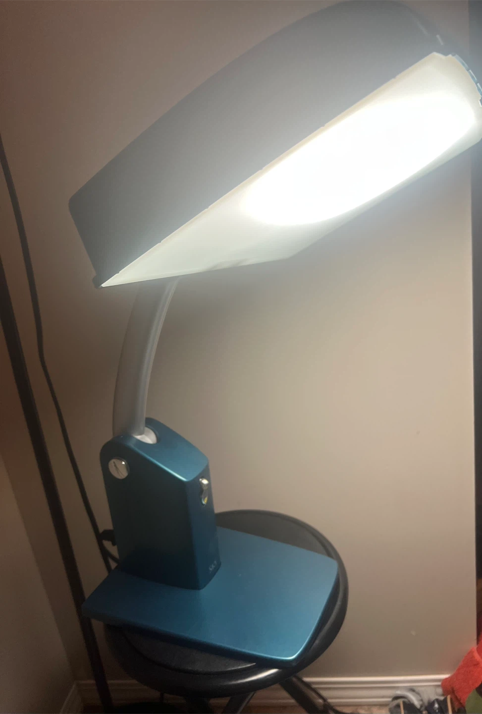 Carex Day-Light Sky Bright Sunlight Lamp